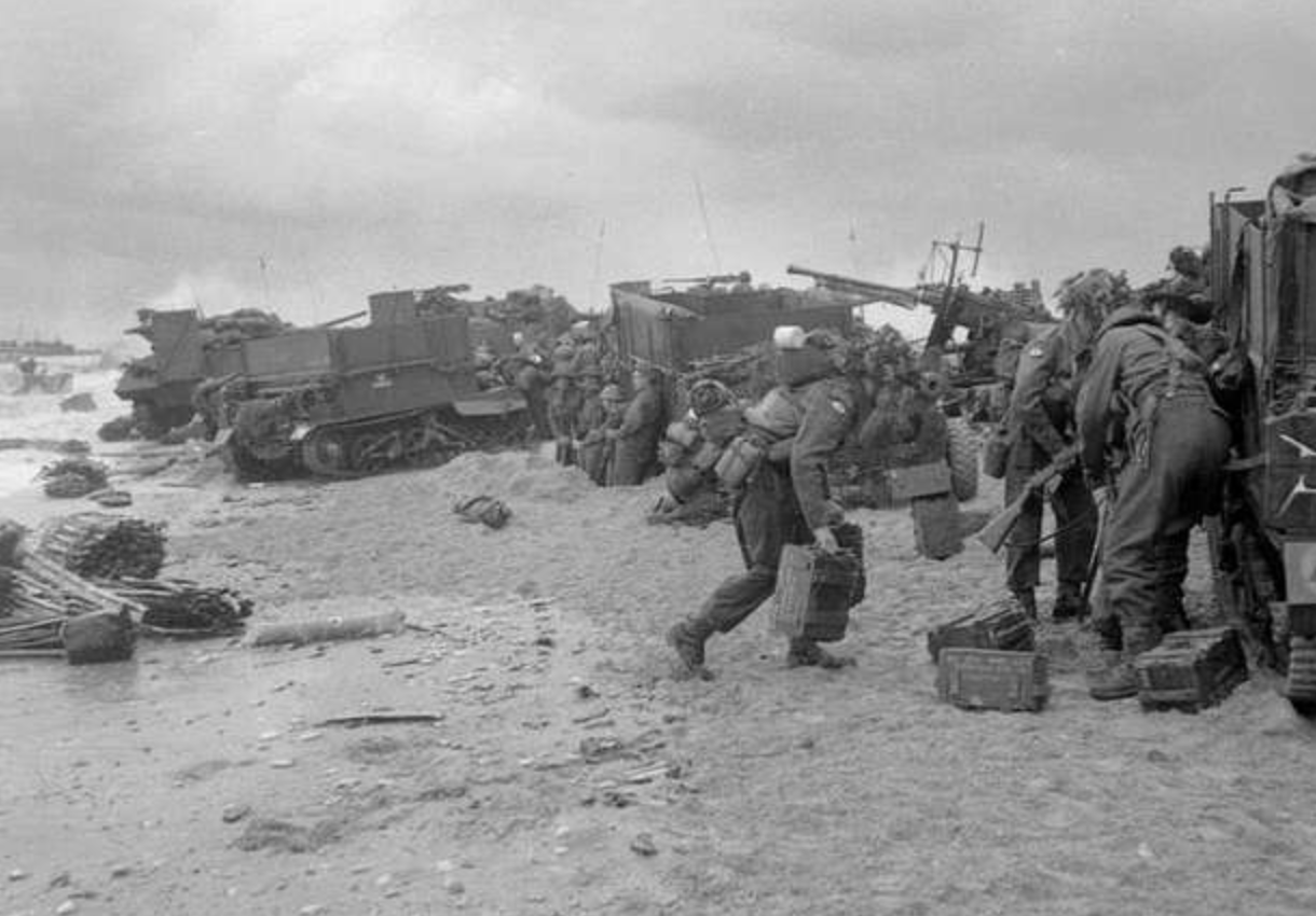 The John Batchelor Show / COUNTEROFFENSIVE 1944 3/8 Brothers in Arms