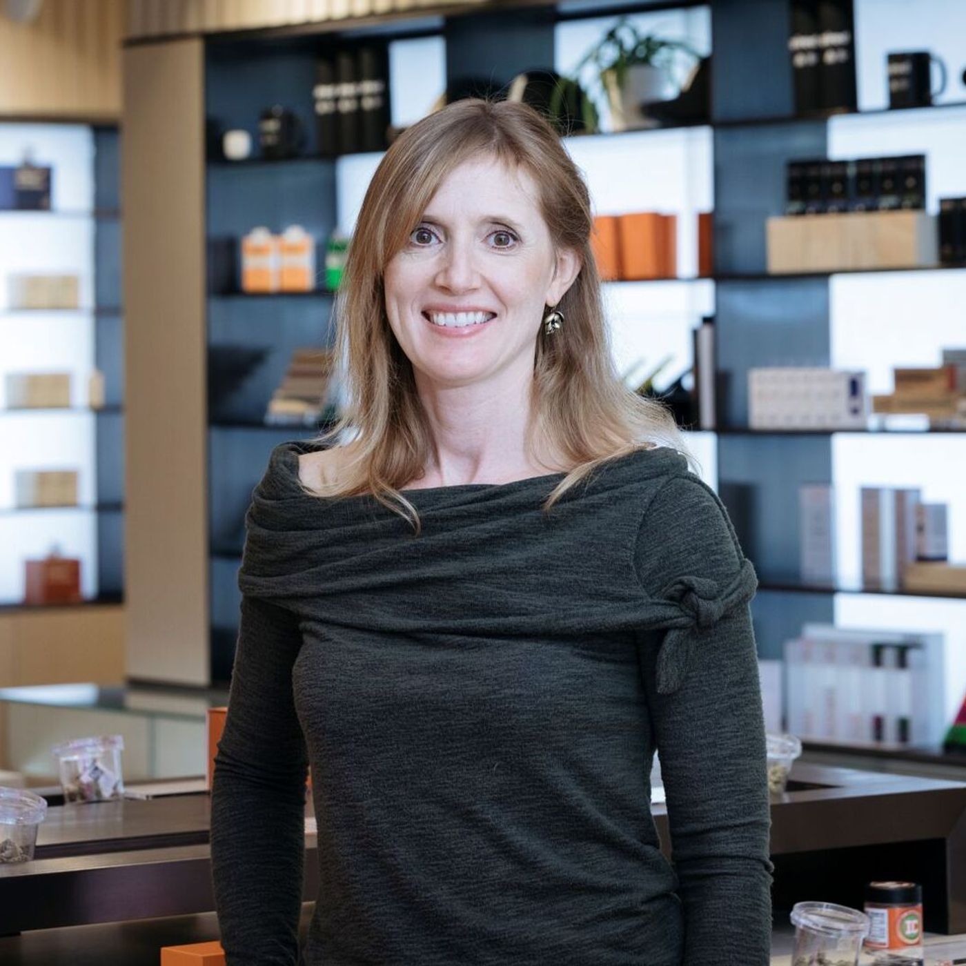S4 Ep56: Lauren Fontein - Co-Founder and Chief Compliance Officer at The Artist Tree