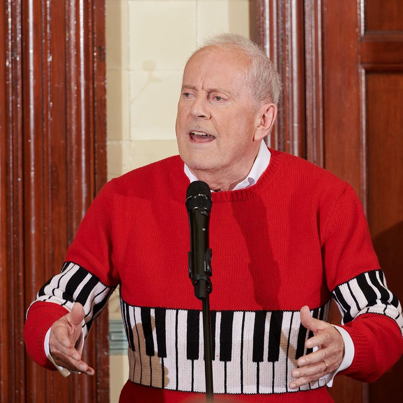 Gyles Brandreth on Elizabeth: An Intimate Portrait episode artwork