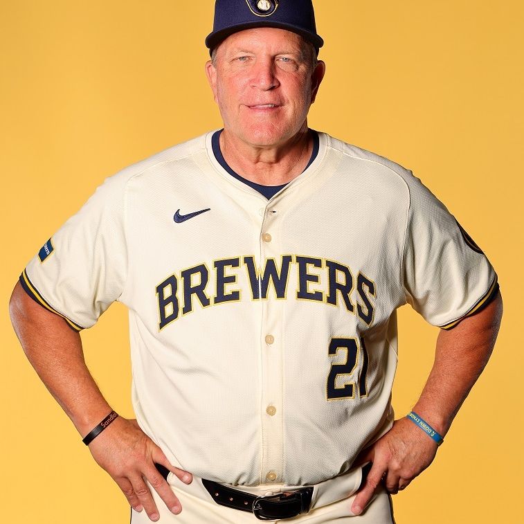 Milwaukee Brewers Microbrew / Eight predictions for the Milwaukee