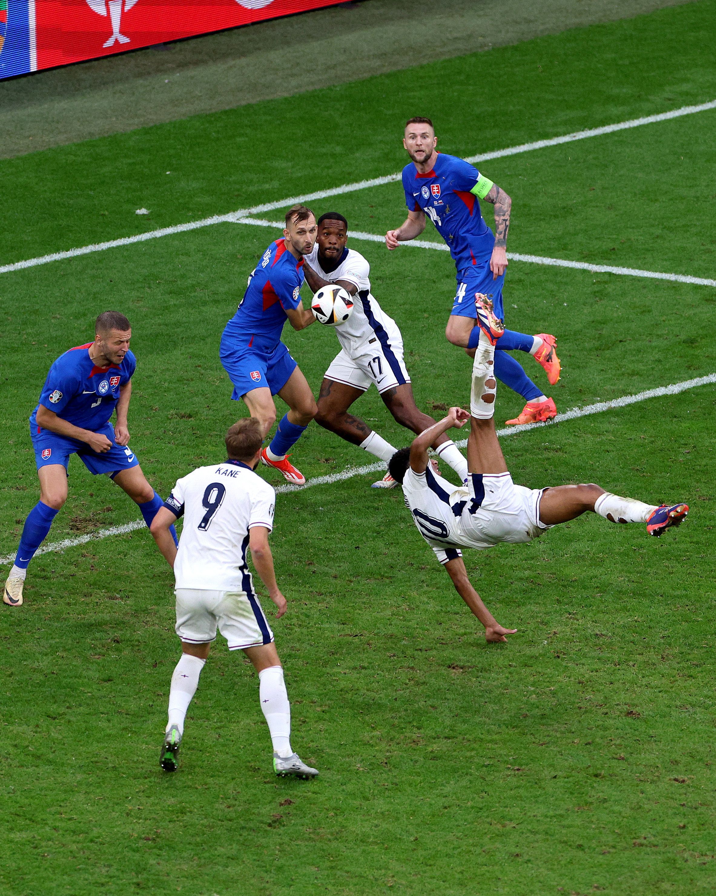 Stunning Spain beat Georgia & Bellingham’s bicycle kick sparks England comeback