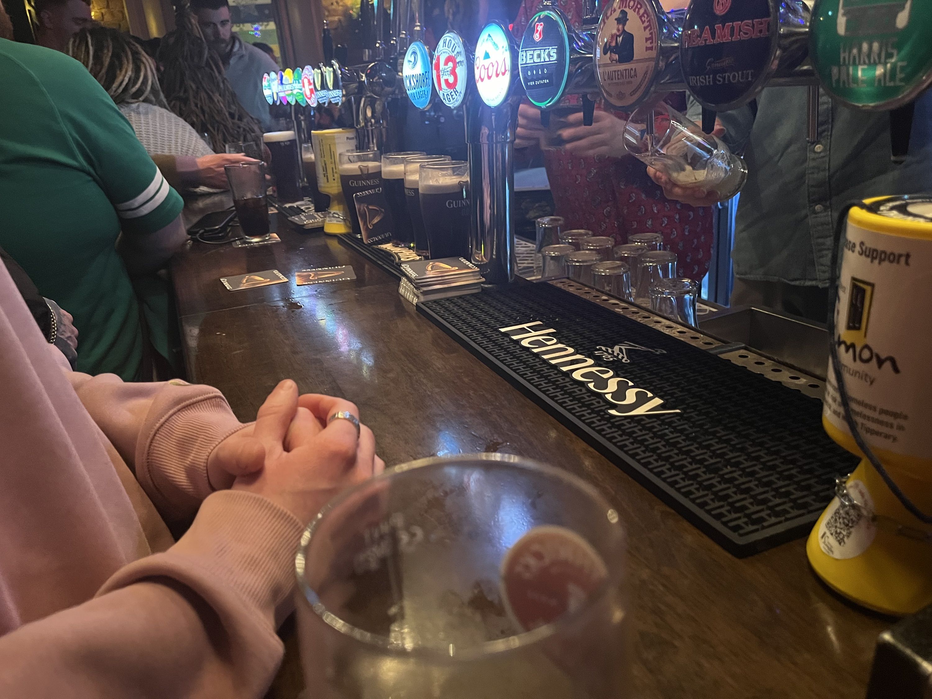 S202412 Ep25: ORDERING GUINNESS in Limerick - by Paul O’Mahony  #DecPodPoMo 25/31