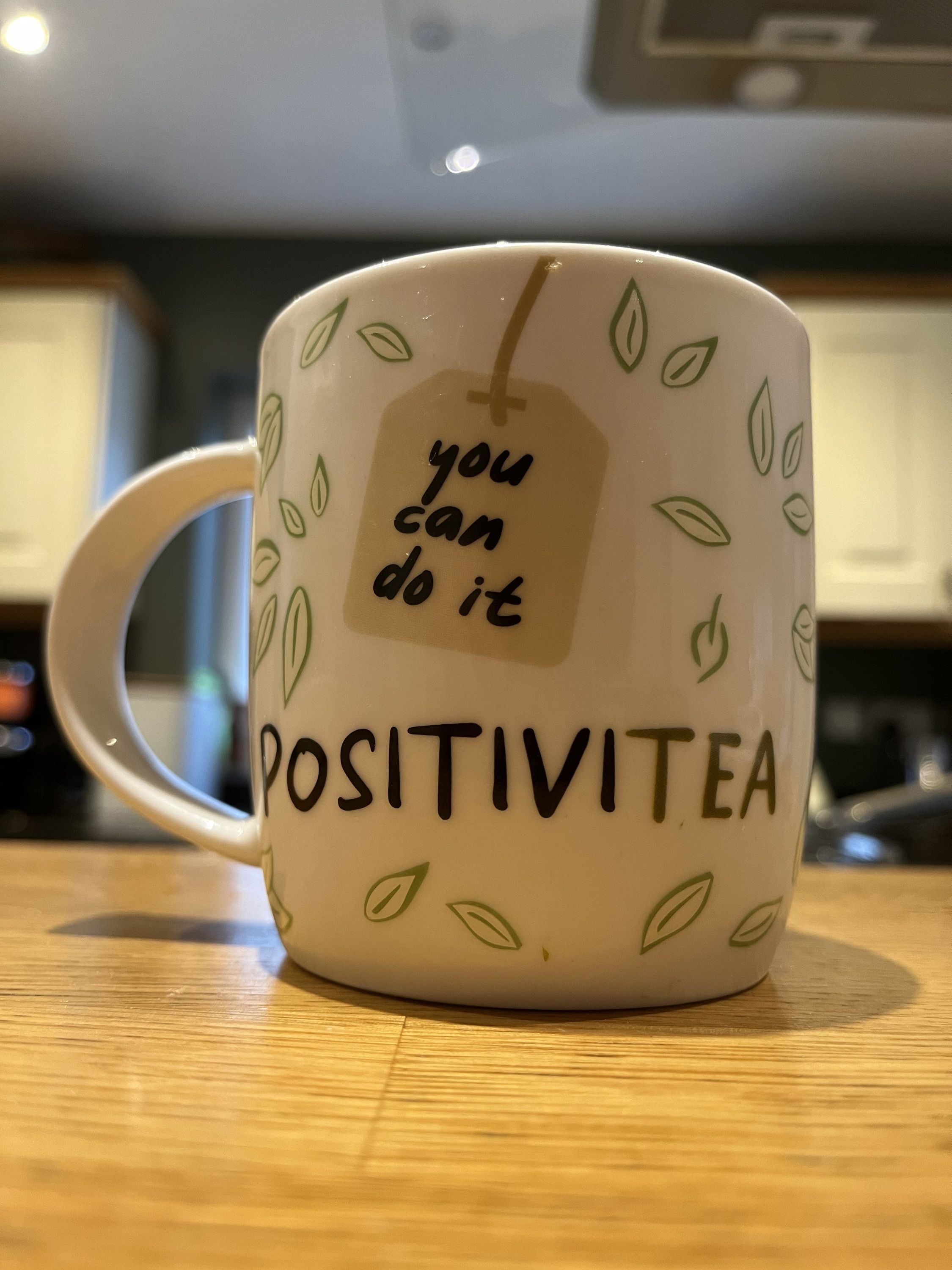 S202501 Ep8: POSITIVITEA LOST - pissed off Paul O’Mahony #JanPodPoMo 8/31