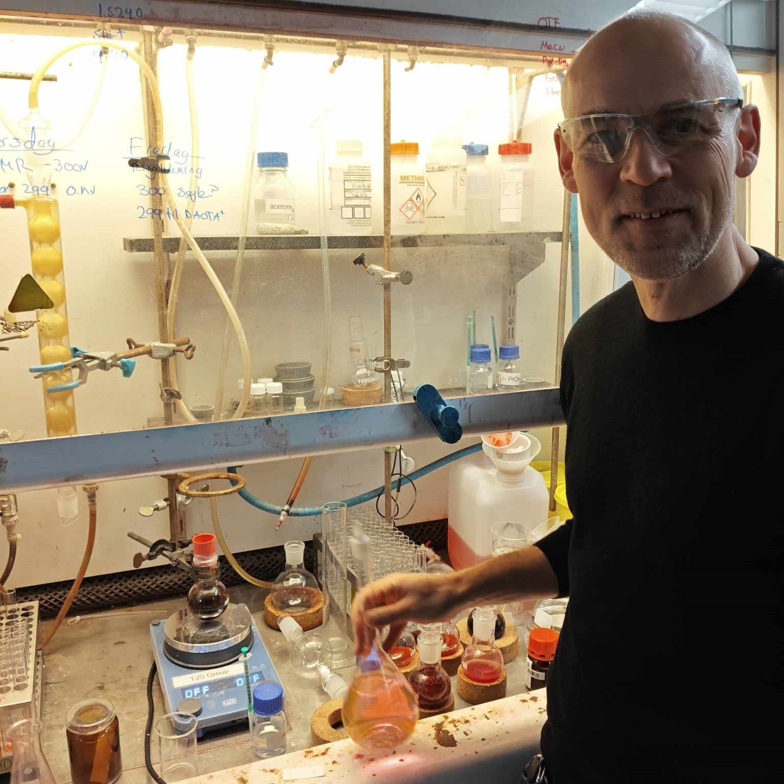 S9 Ep10: Hvad kan fluorescerende stoffer hjælpe os med?