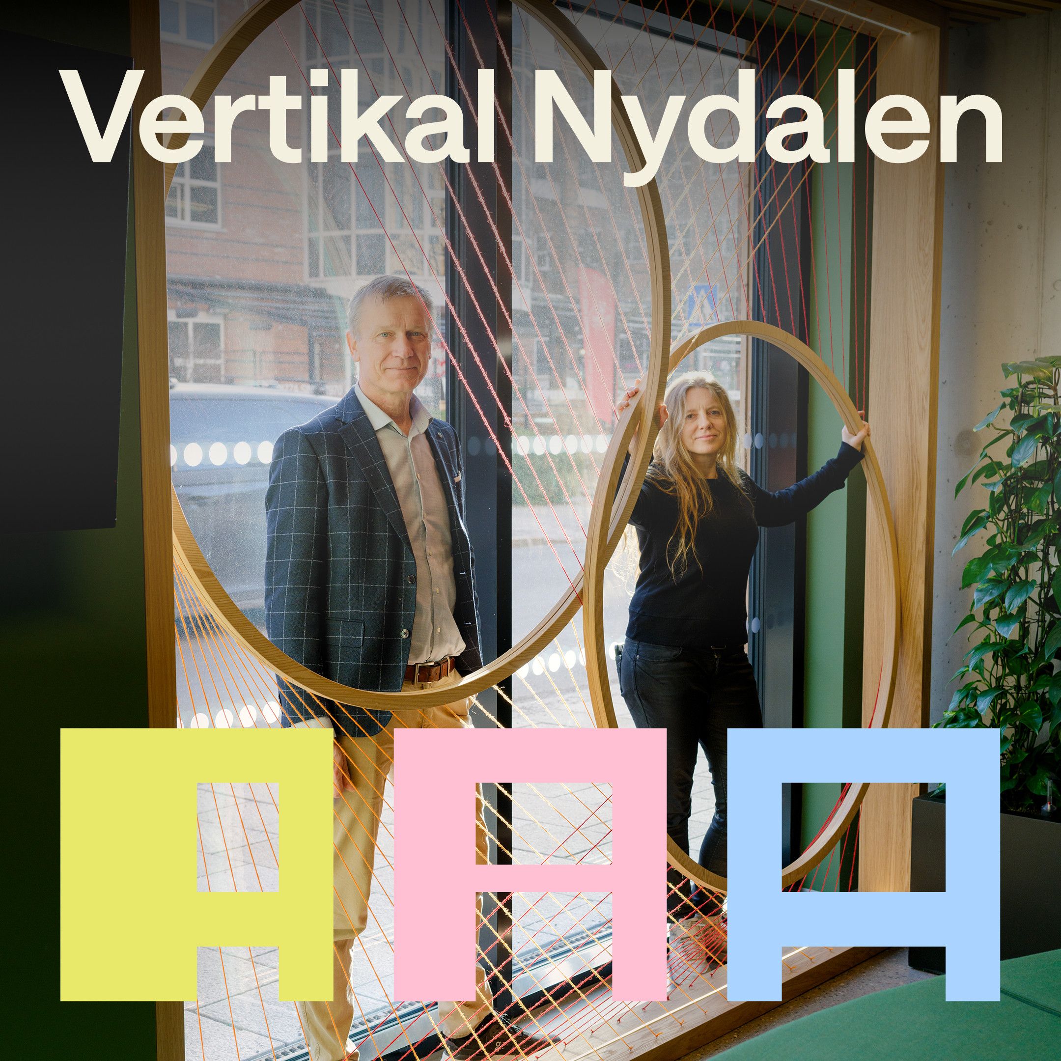 Bak fasaden. Folk, steder og arkitektur