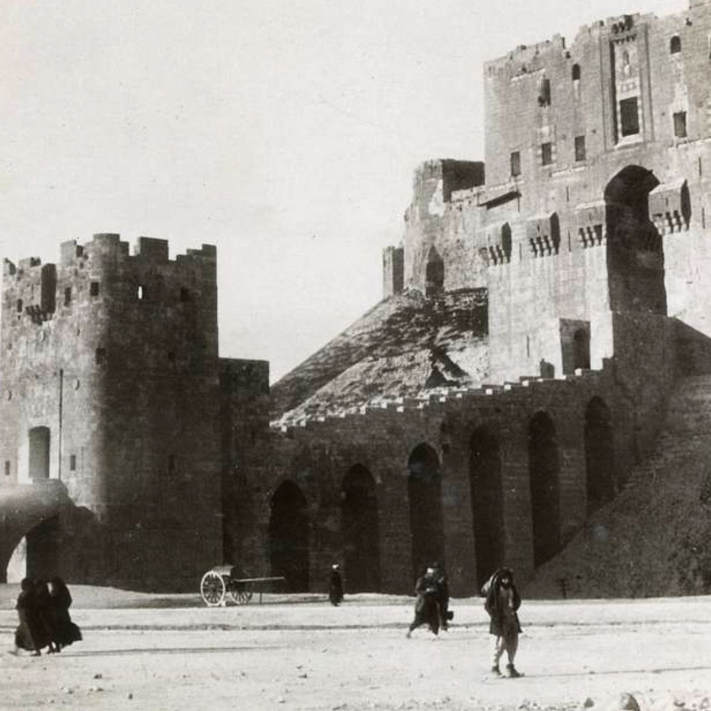 Iran's Strategy, Setbacks for Hezbollah, and the Chinese Economic Lifeline Guest: Jonathan Sayah  Jonathan Sayah discusses US efforts to bolster the Lebanese Armed Forces (LAF) with $230 million, intending to empower the national identity over sectarian m