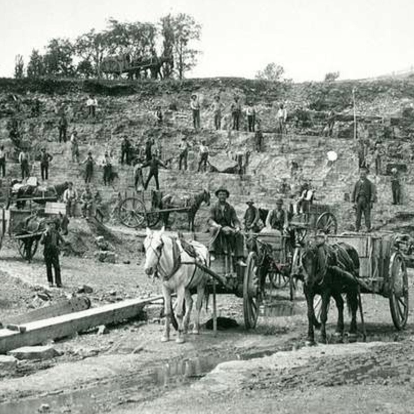 57: PREVIEW. Contrasting US and Canadian Views on Xi Jinping's Conciliatory Stance. Conrad Black discusses the differing opinions in Canada versus the United States regarding Xi Jinping's recent presentations and meetings, including one with Mr. Carney. Black 57: PREVIEW. Contrasting US and Canadian Views on Xi Jinping's Conciliatory Stance. Conrad Black discusses the differing opinions in Canada versus the United States regarding Xi Jinping's recent presentations and meetings, including one with Mr. Carney. Black