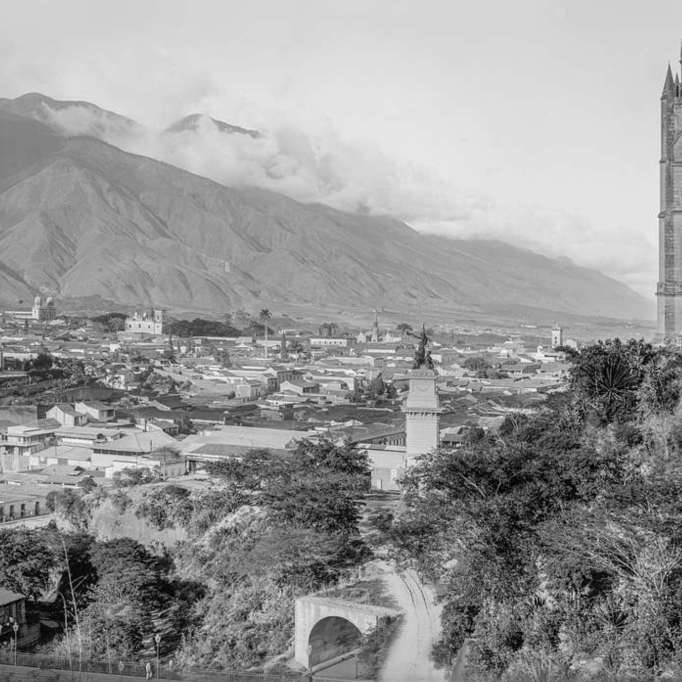 58: Professor Evan Ellis discusses Argentina's economic stabilization under President Milei, who resisted dollarization by bringing the peso to a stable, free-market rate through aggressive spending cuts and US/IMF support. This success under the new US "econ 58: Professor Evan Ellis discusses Argentina's economic stabilization under President Milei, who resisted dollarization by bringing the peso to a stable, free-market rate through aggressive spending cuts and US/IMF support. This success under the new US "econ