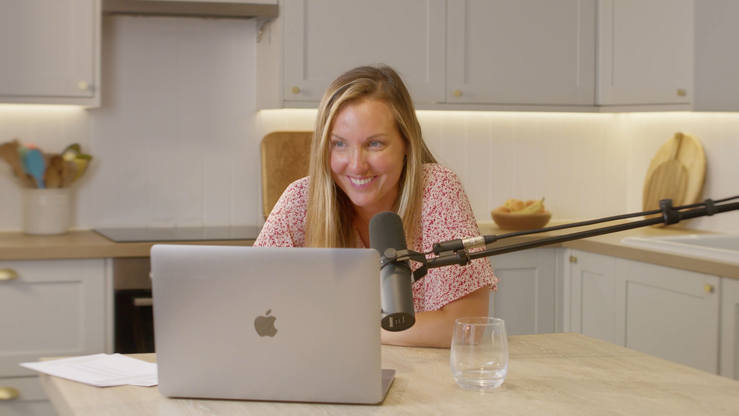 S2 Ep18: Understanding PFD & ARFID: When Mealtimes Become a Struggle with Kay Toomey S2 Ep18: Understanding PFD & ARFID: When Mealtimes Become a Struggle with Kay Toomey