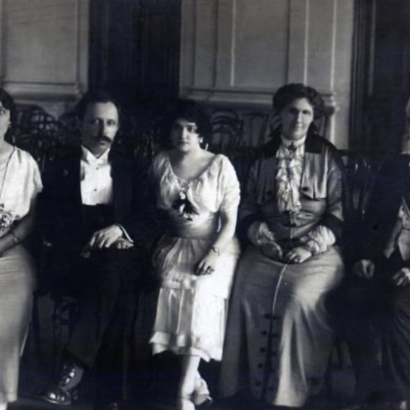 S1 Ep109: 3/8 Autocrats Versus Democrats: China, Russia, America, and the New Global Disorder. Michael McFaul analyzes the Cold War, noting that the Cuban Missile Crisis taught the need for crisis management mechanisms with adversaries. He argues that the US was to S1 Ep109: 3/8 Autocrats Versus Democrats: China, Russia, America, and the New Global Disorder. Michael McFaul analyzes the Cold War, noting that the Cuban Missile Crisis taught the need for crisis management mechanisms with adversaries. He argues that the US was to