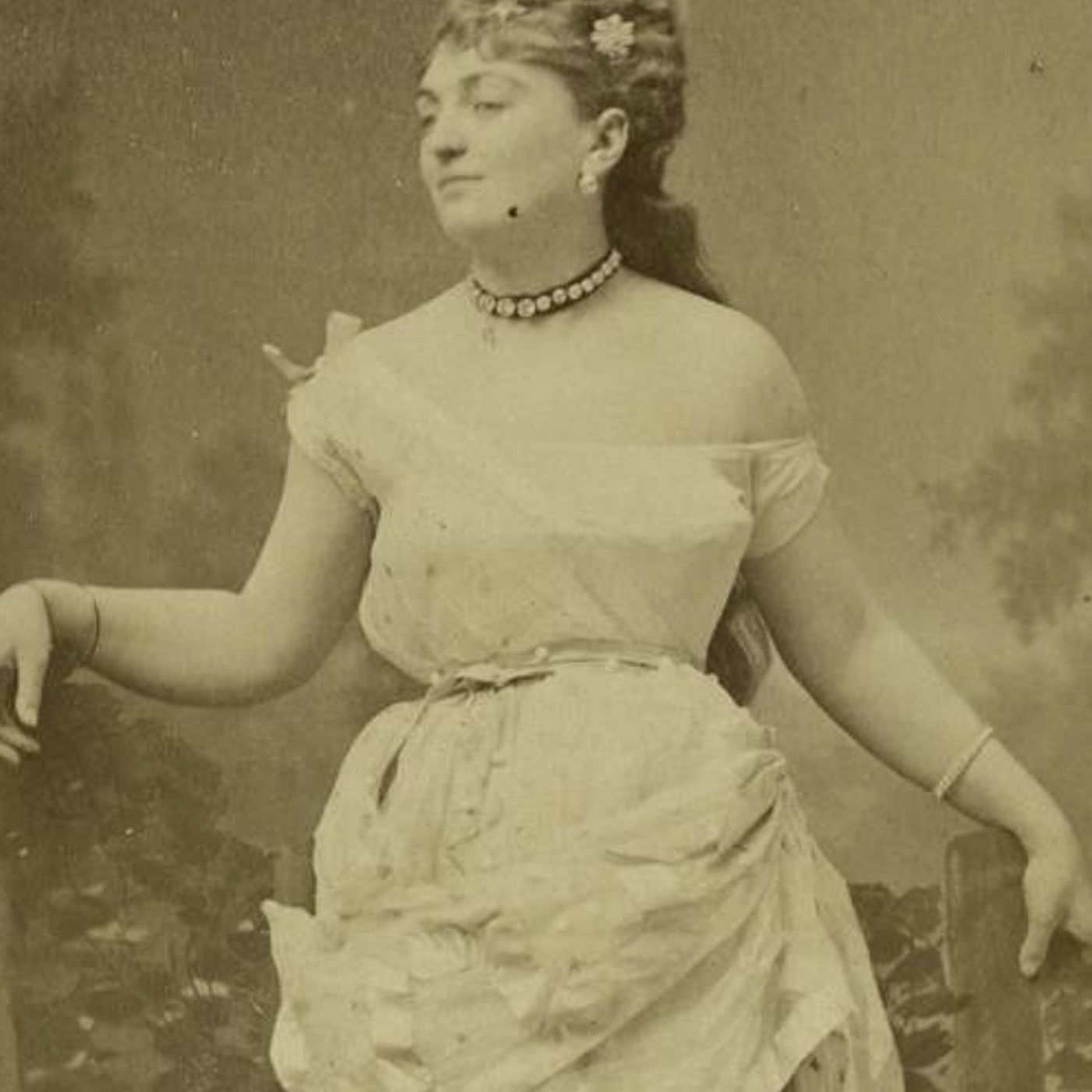 S8 Ep141: Early Photography's Scientific Reach: Lunar and Underwater Photography — Anika Burgess — Burgess explores early photography's critical scientific applications, noting that François Arago predicted the daguerreotype would enable detailed mapping of the lun