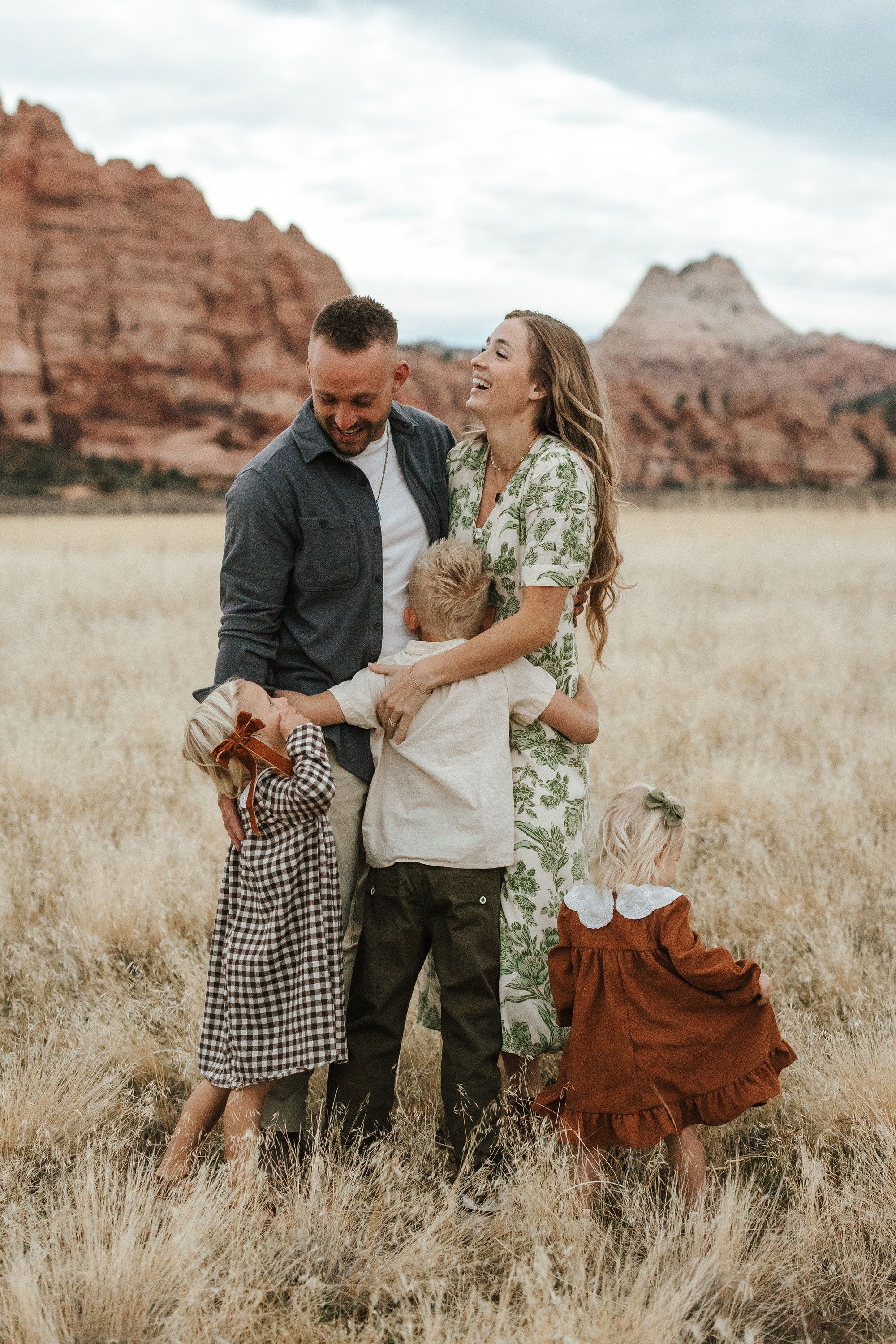 S1 Ep42: Collecting Light: a Journey from Darkness to God -- Kelsey Vandermyde