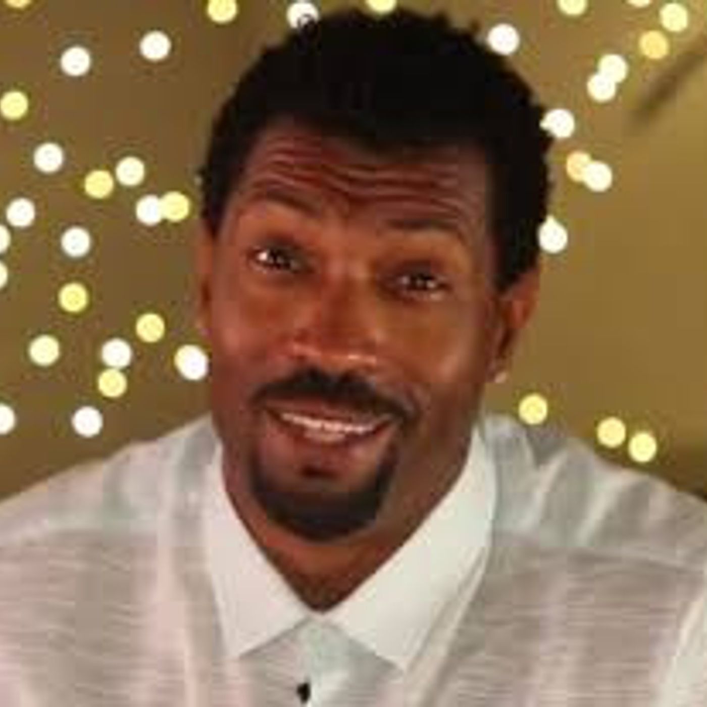S3 Ep390: Comedian Deon Cole Talks Kanye West