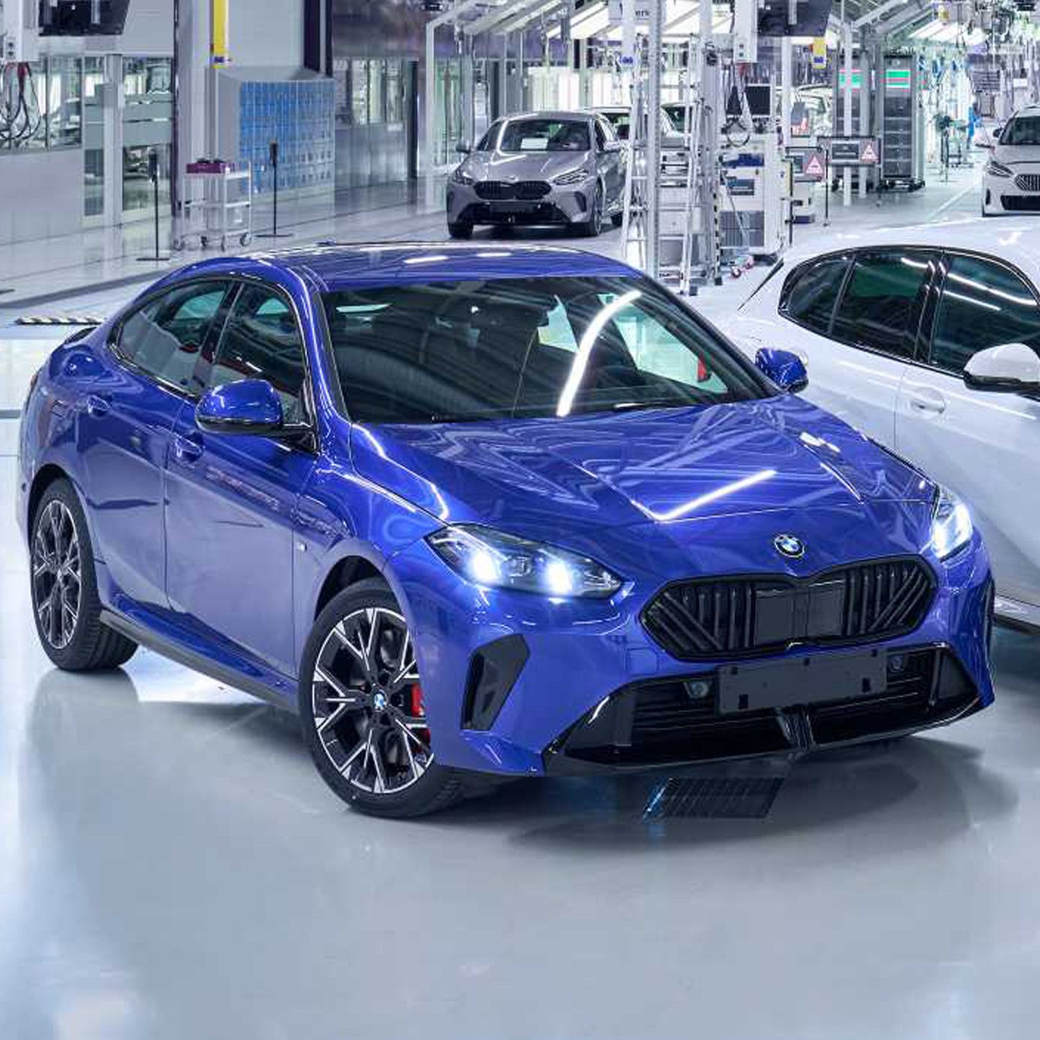 BRIEFLY: BMW, Volvo, Micro EVs & more | 22 Jan 2026