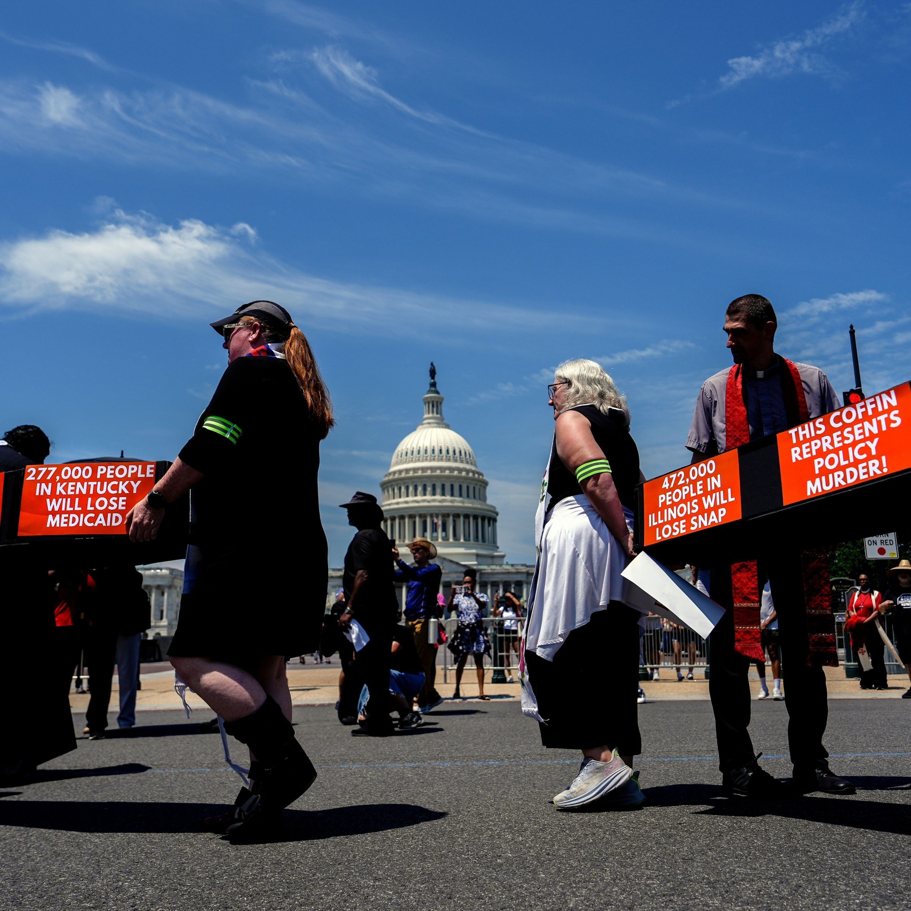 GOP Senators Ruin Their Summer Vacay for Trump Spending Bill