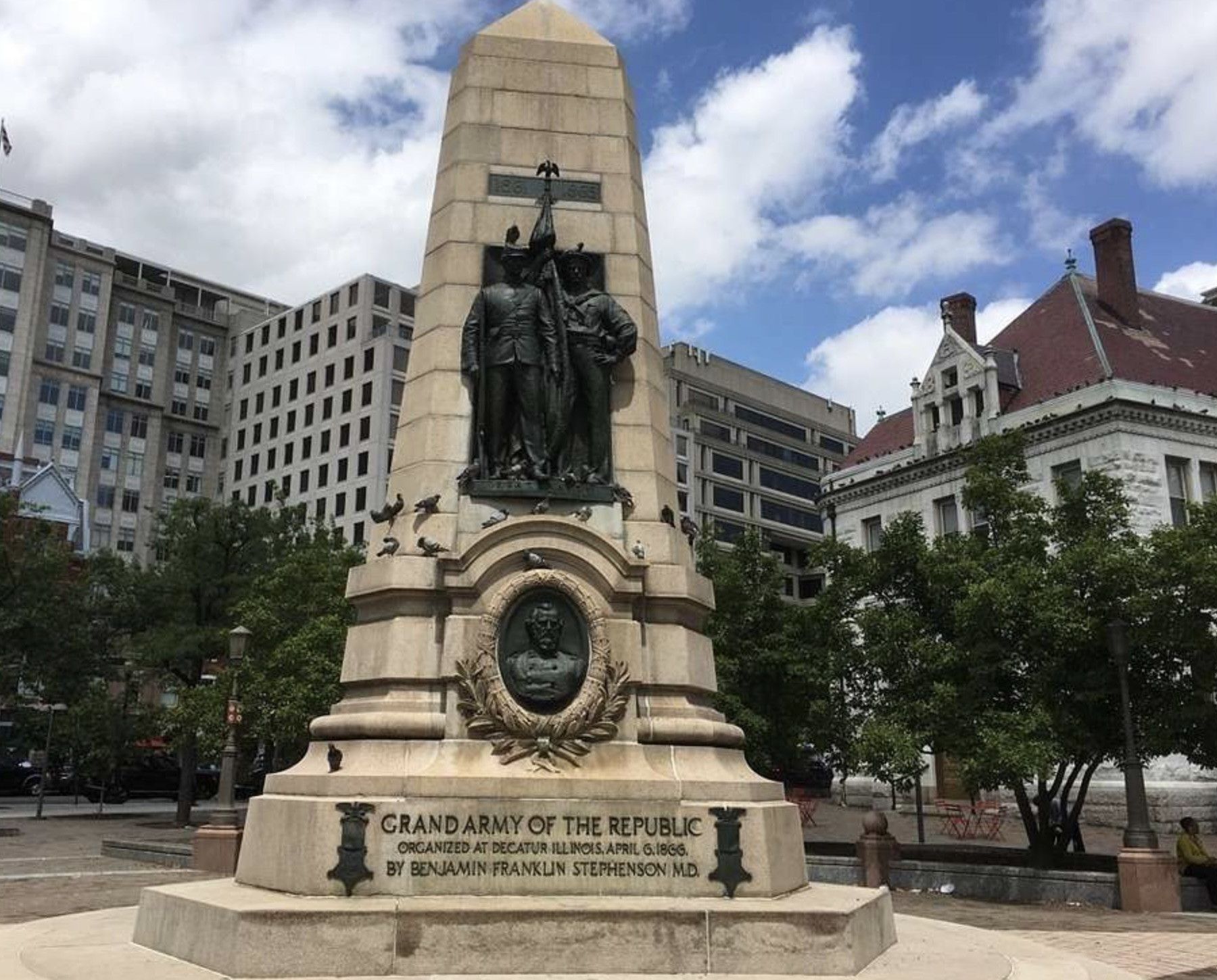 S8 Ep472: Guest: Michael Vorenberg. The government utilizes military tribunals to try Lincoln's assassins and Andersonville commandant Henry Wirz, arguing the war is ongoing. Prosecutors hope to pressure Wirz into implicating Jefferson Davis in prisoner atrocities