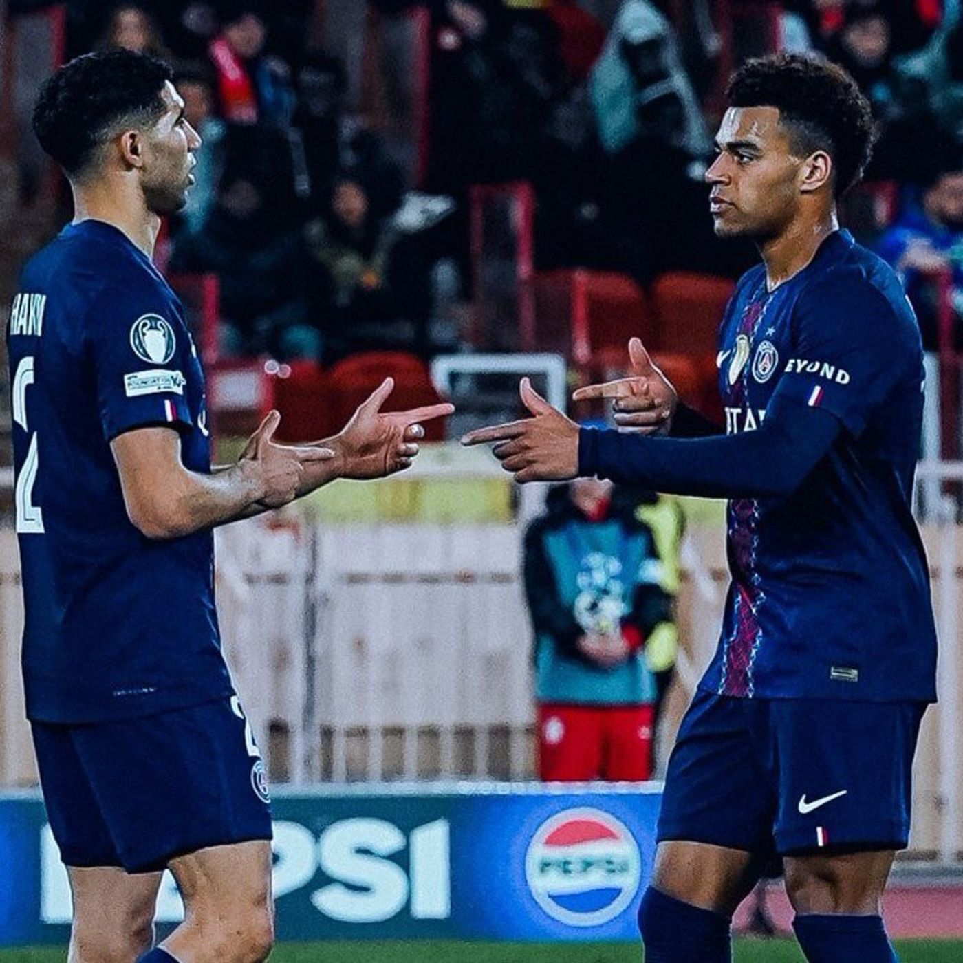 Five-star Gala, Paris complete comeback