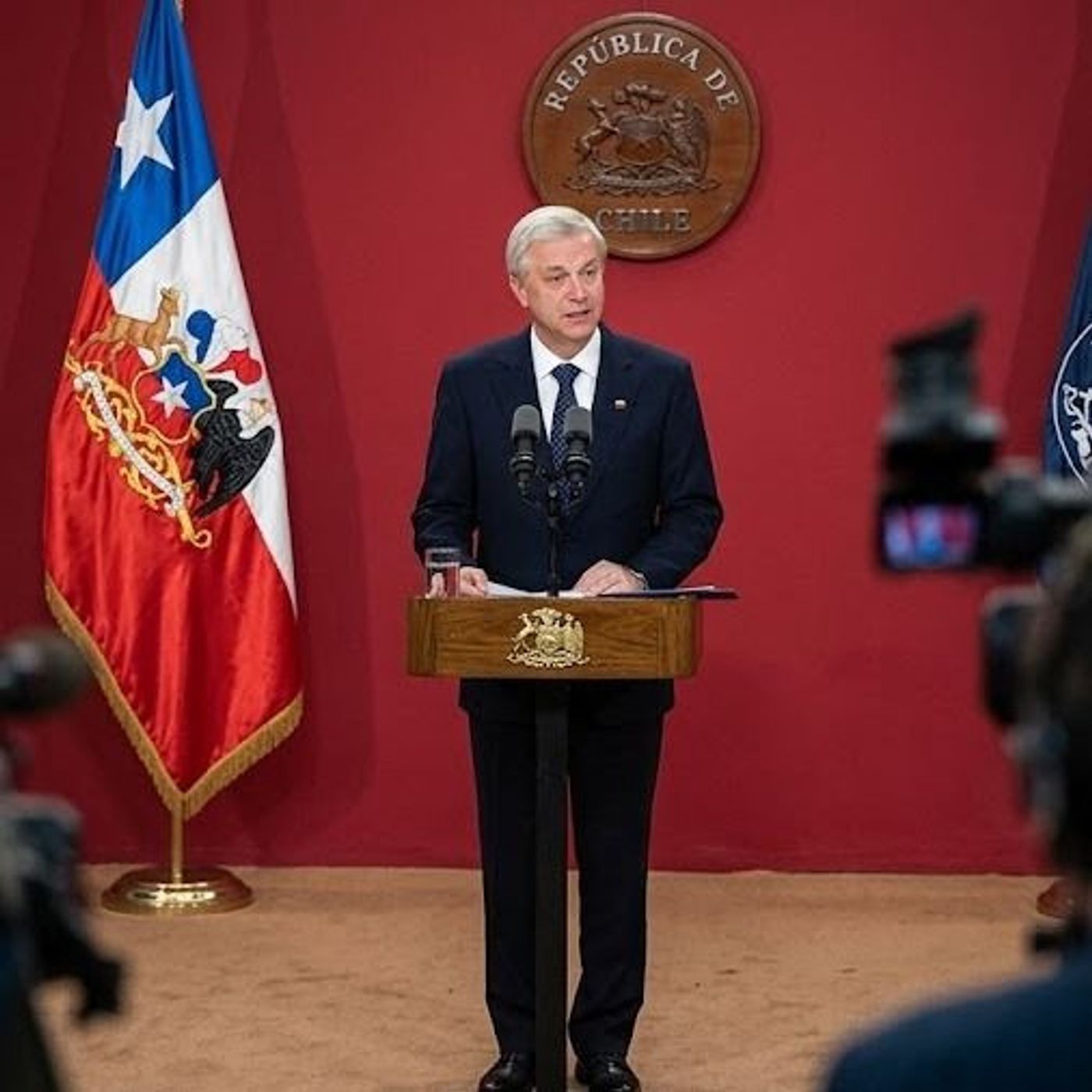 José Antonio Kast frente a la crisis de gabinete y recortes presupuestarios José Antonio Kast frente a la crisis de gabinete y recortes presupuestarios
