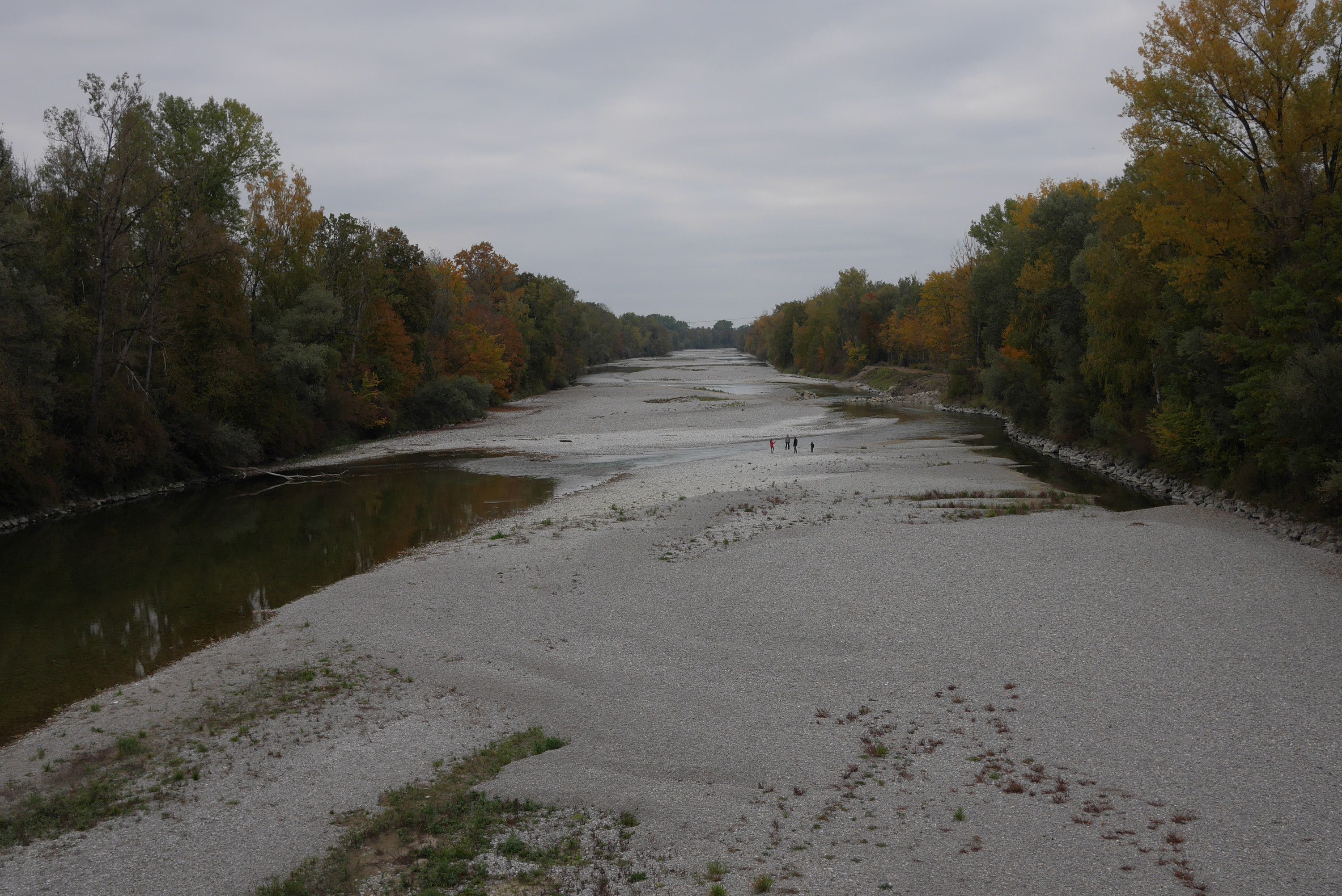 Cuando el cauce recuerda (When the riverbed remembers)