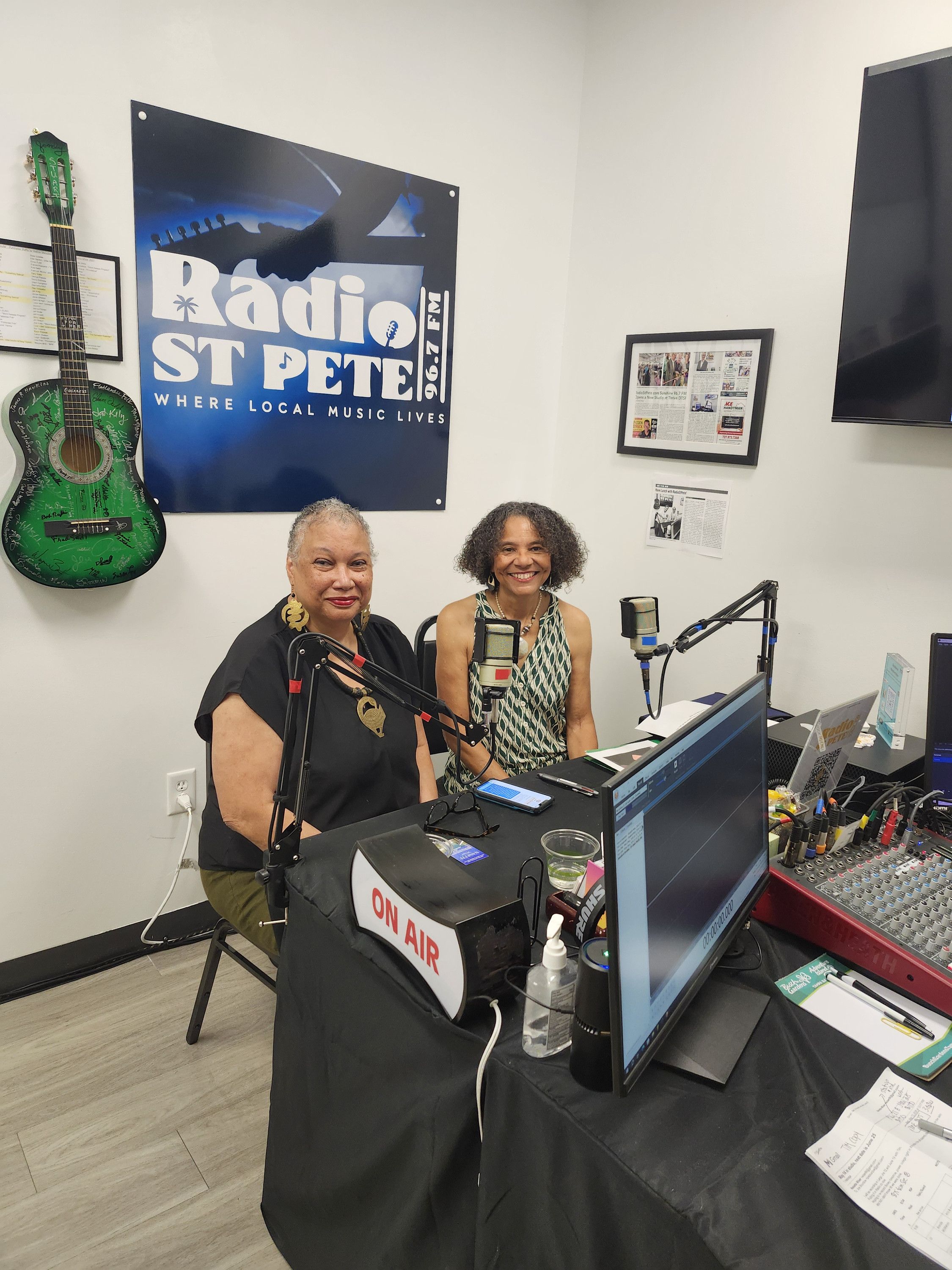 S2 Ep2049: SOUNDS OF HEALING Alvinette Downing with Dr. Linda Mizell episode artwork