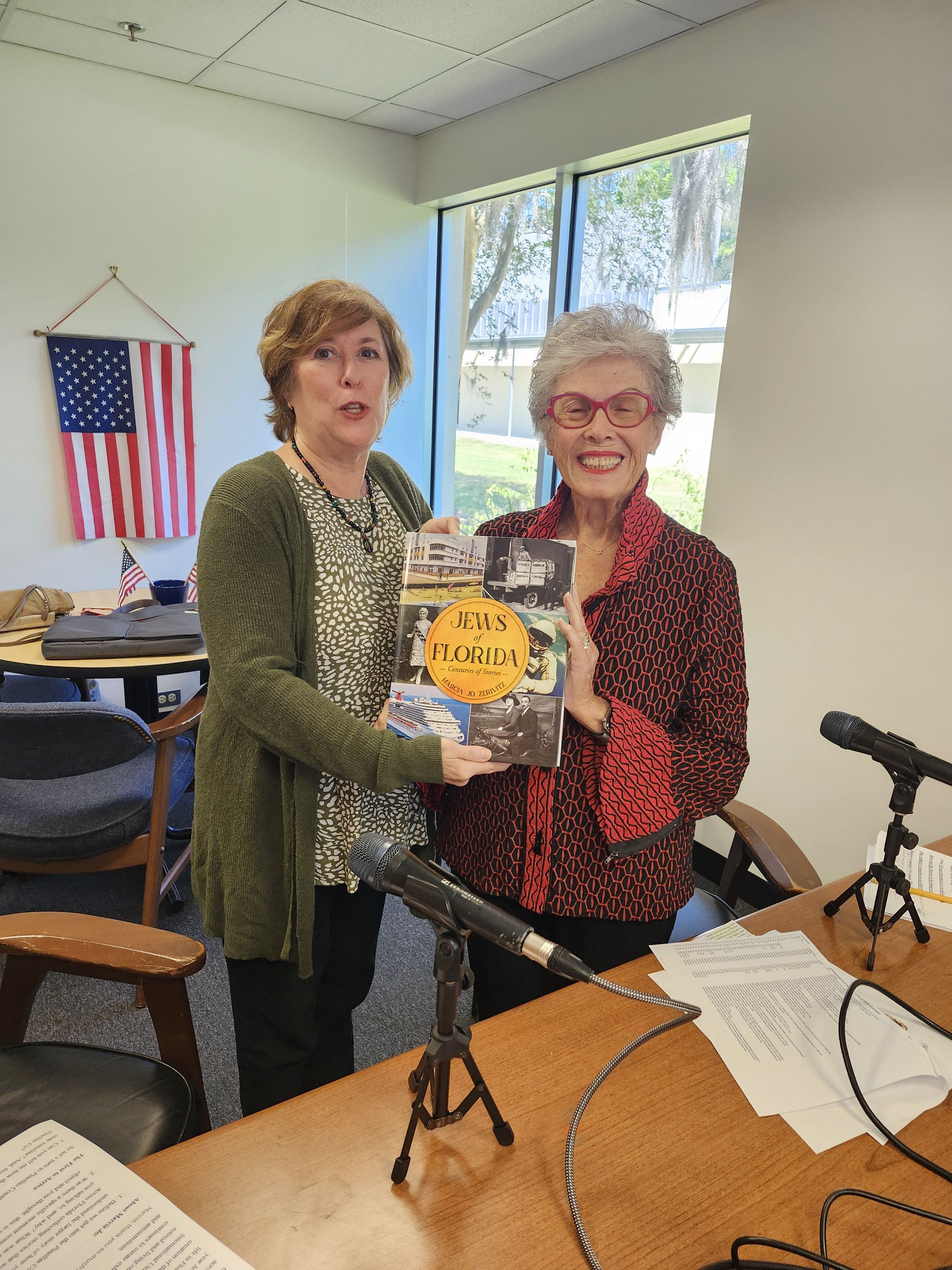 S2 Ep2061: ONE PLACE, MANY VOICES Beth Gelman: Marcia Jo Zerivitz episode artwork