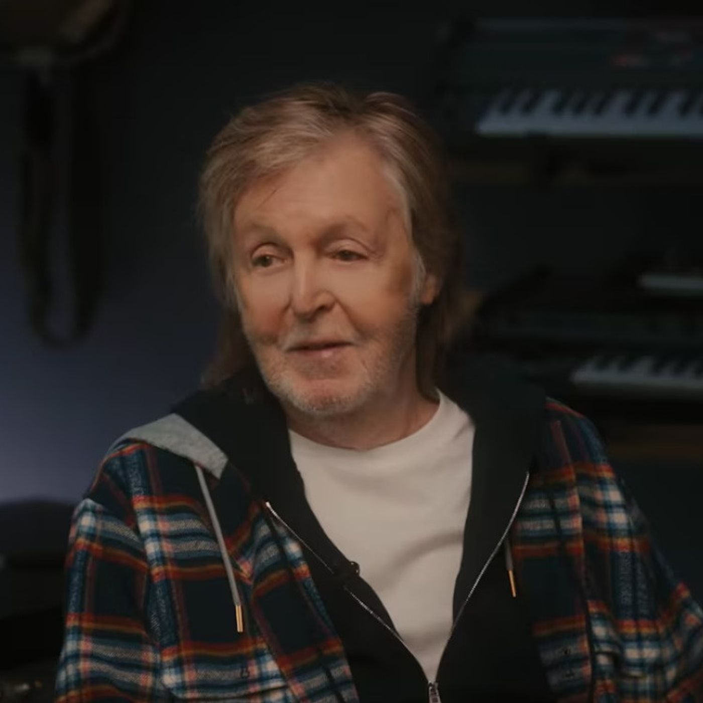 730: Podcast IA - La reflexión de Paul McCartney sobre su proceso creativo: “Odio cuando componer música empieza a sentirse como un trabajo” episode artwork