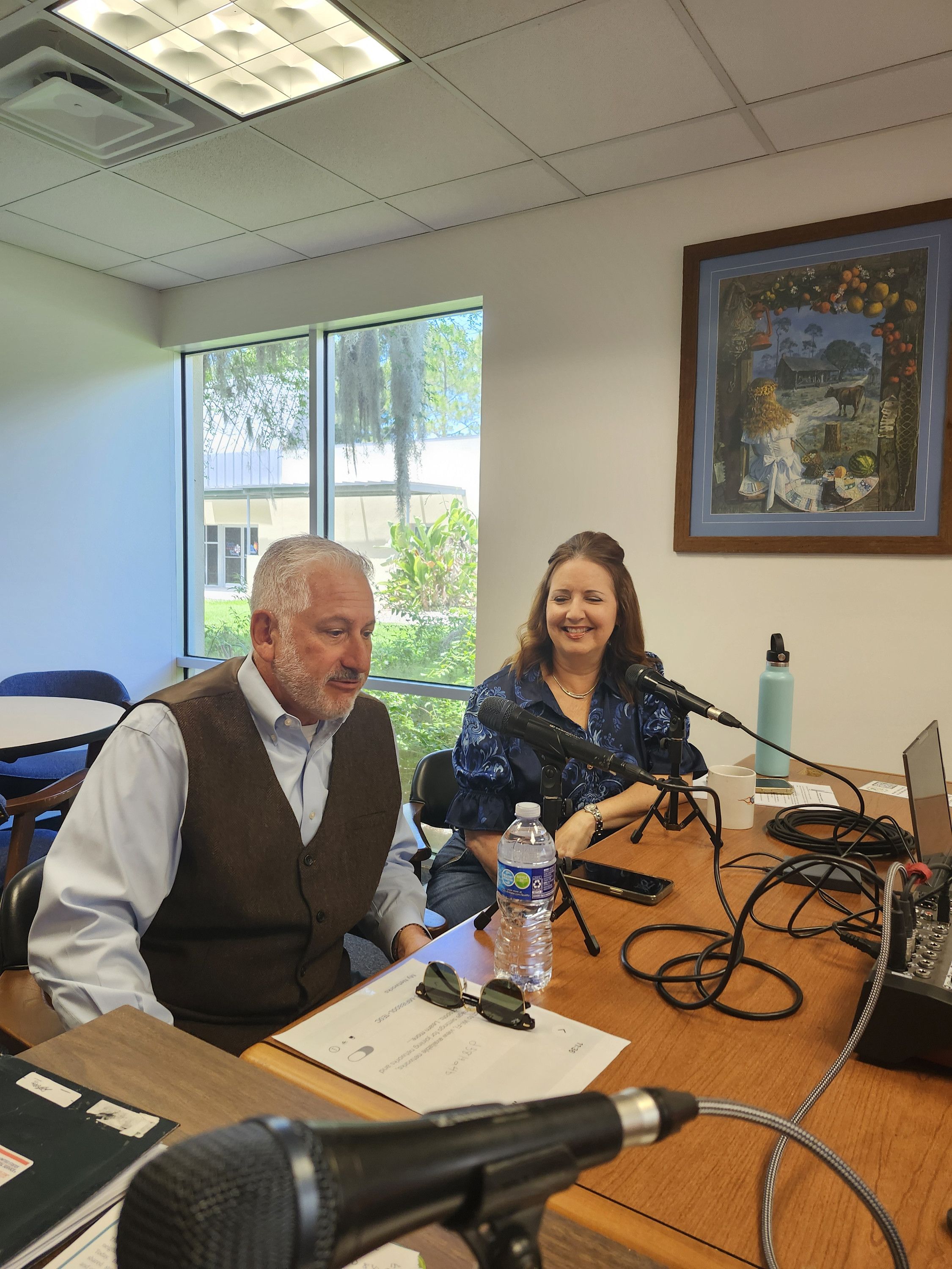 S2 Ep2123: ONE PLACE, MANY VOICES - Former Mayor Rick Kriseman & Author Kerry Kriseman  6/16 episode artwork