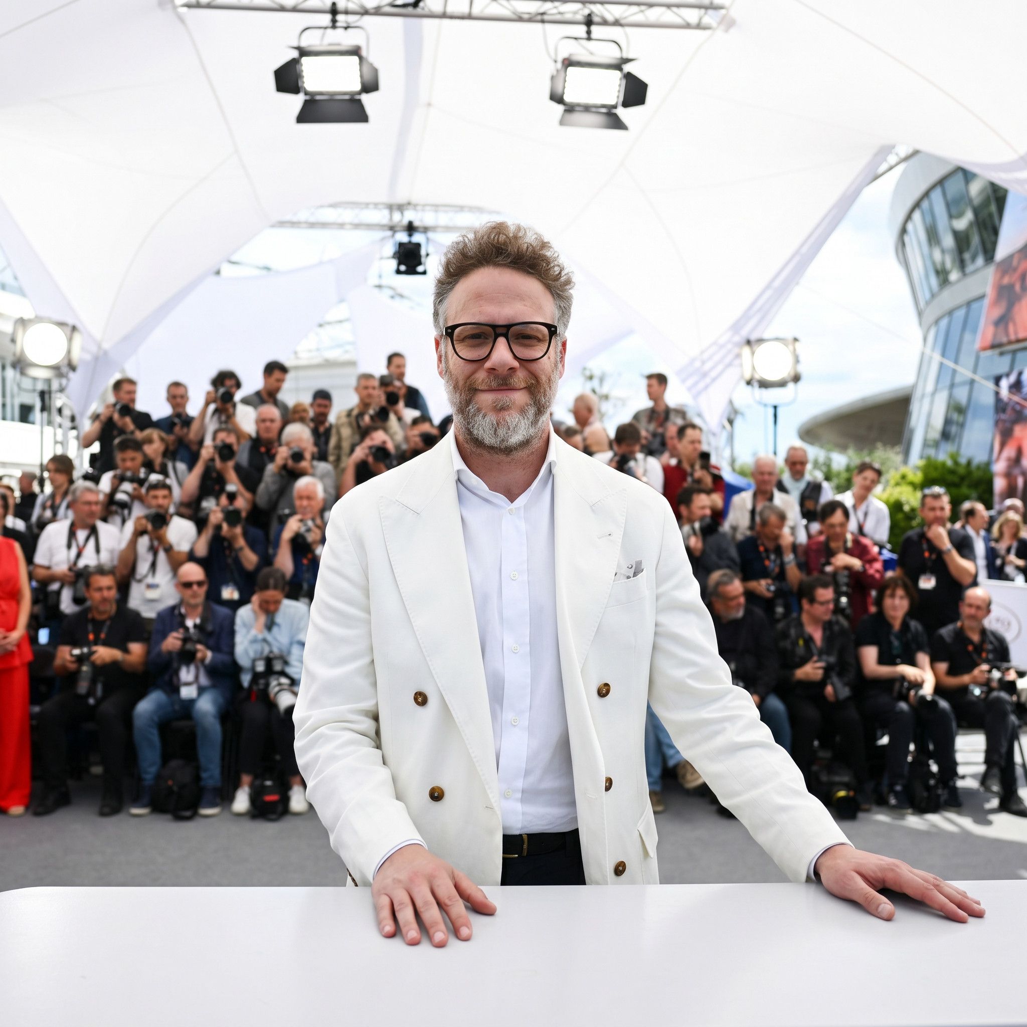 796: Podcast IA - Seth Rogen cuestionó la tendencia de Hollywood a evitar riesgos: “Ningún estudio compraría un guion como el de Supercool”