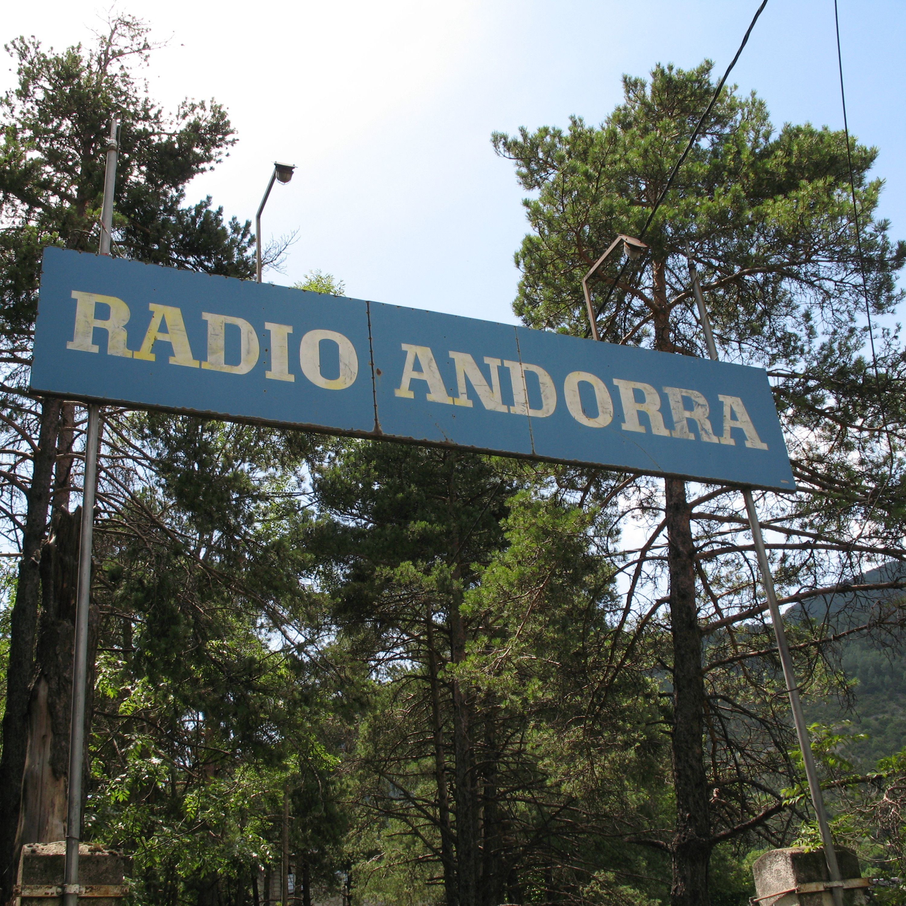 S3 Ep730: S3E730 Radio Andorra Part 1: Radio périphérique episode artwork