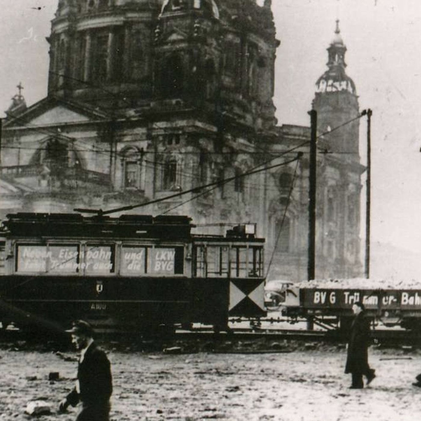 S8 Ep1143: Charles Spicer recounts how, by September 1938, the amateur spies learned of the Oster Conspiracy, a robust plan by German military and police units to arrest Hitler and prevent war. Spicer argues this was a credible arrangement that could have succeeded