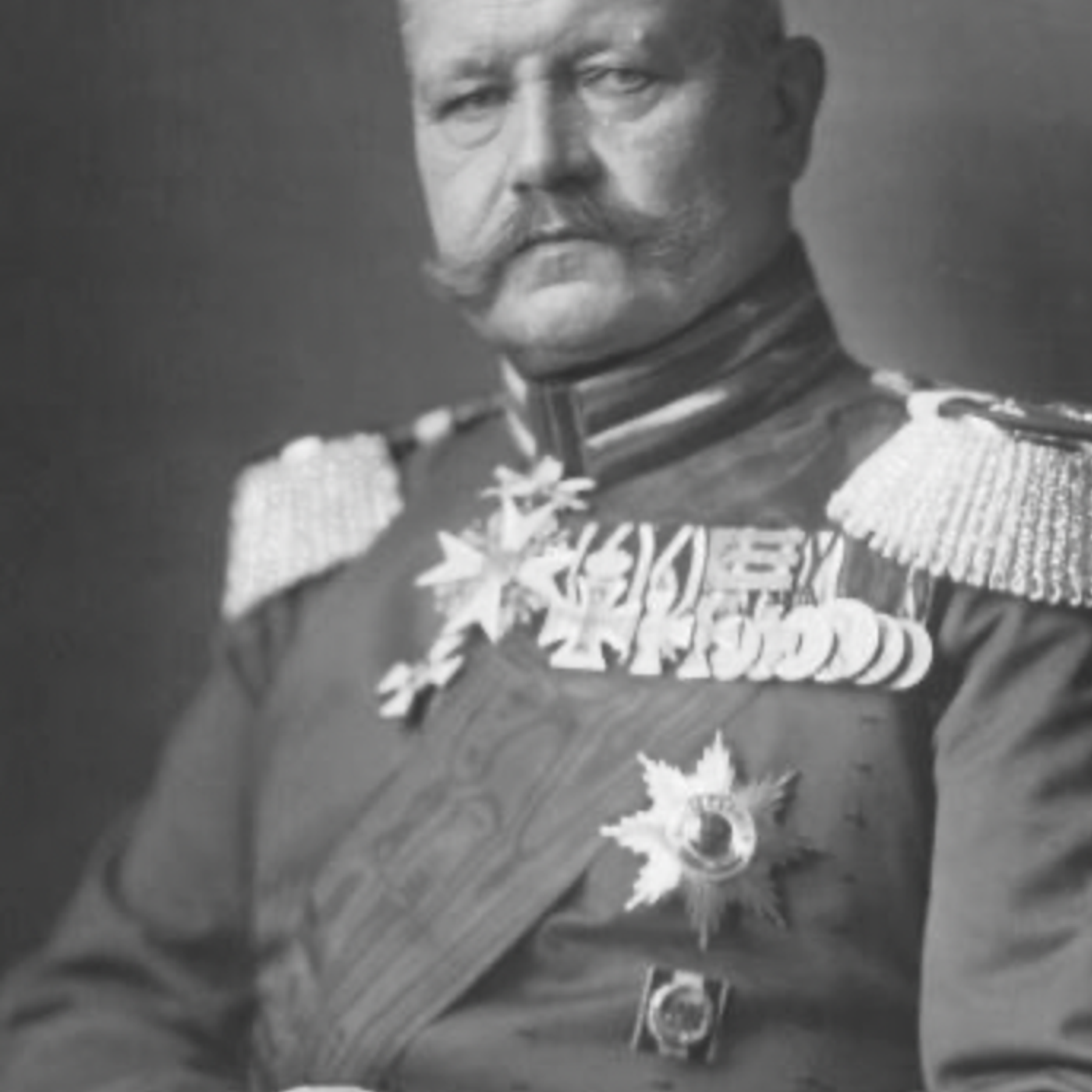 S8 Ep1165: Nick Lloyd details the pivotal Battle of the Marne, where the German Schlieffen Plan unraveled due to a total collapse of command and control. As the German First Army under Alexander von Kluck exhausted itself through hundreds of miles of marching, Moltk