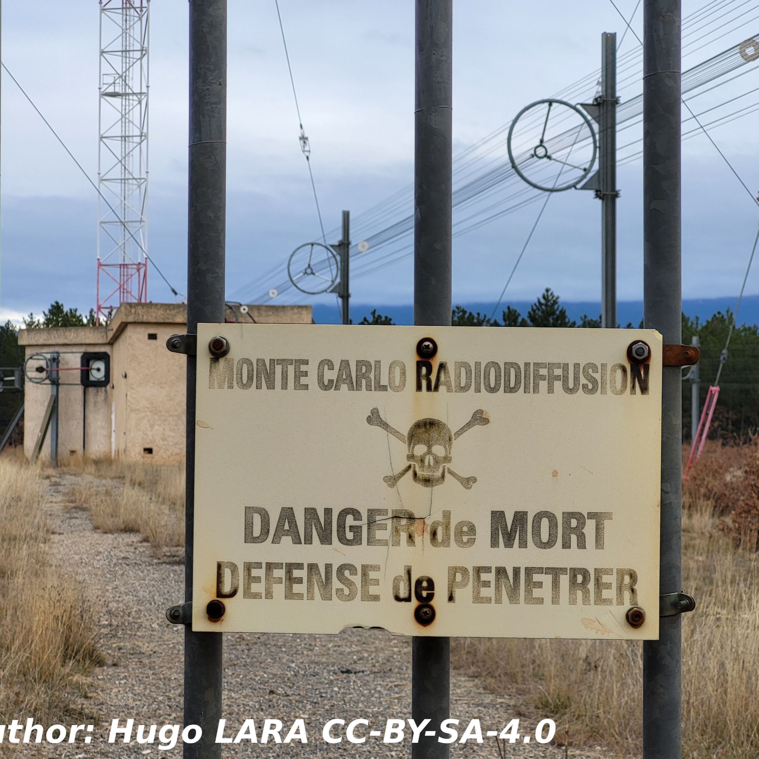 S3 Ep739: Radio Andorra part 3 - Rise and decline S3E739 episode artwork