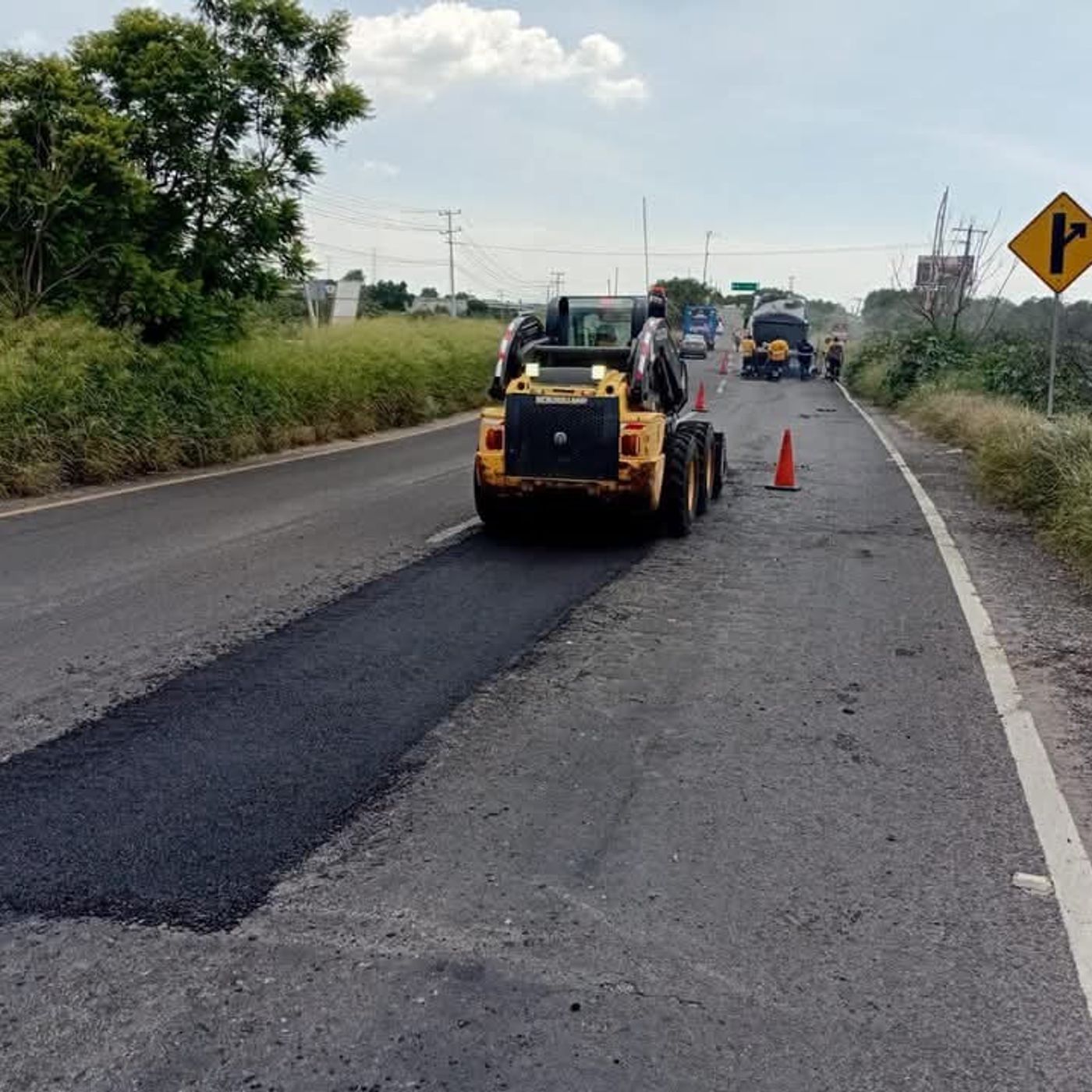CEI ha ejercido 75% del presupuesto para conservación de carreteras estatales episode artwork