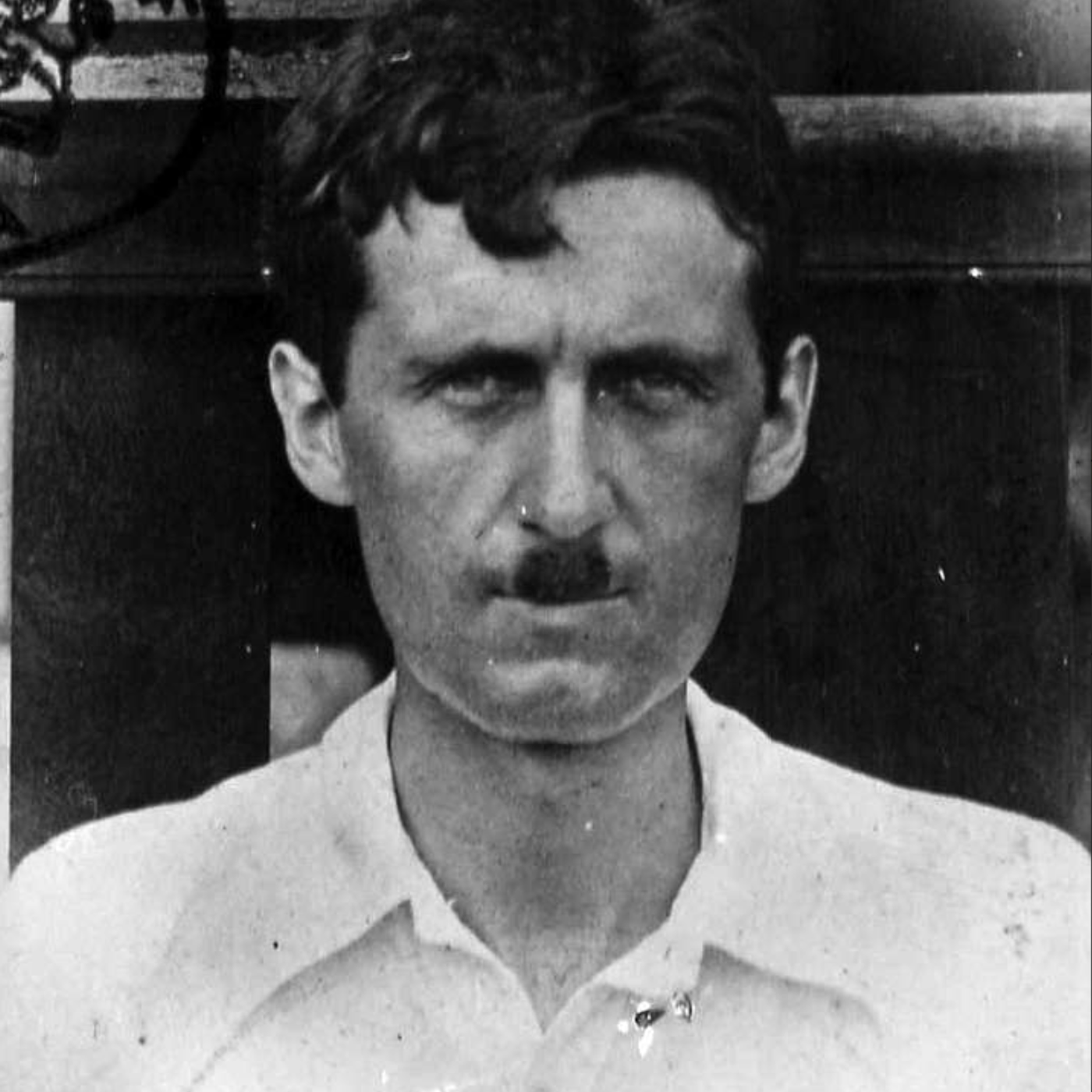 1190: **Peter Stansky**, Professor of History, Emeritus at **Stanford University** and author of *The Socialist Patriot: George Orwell and War*, explores the life and political evolution of **George Orwell** (born **Eric Blair**). Born in **India** in 1903 to a