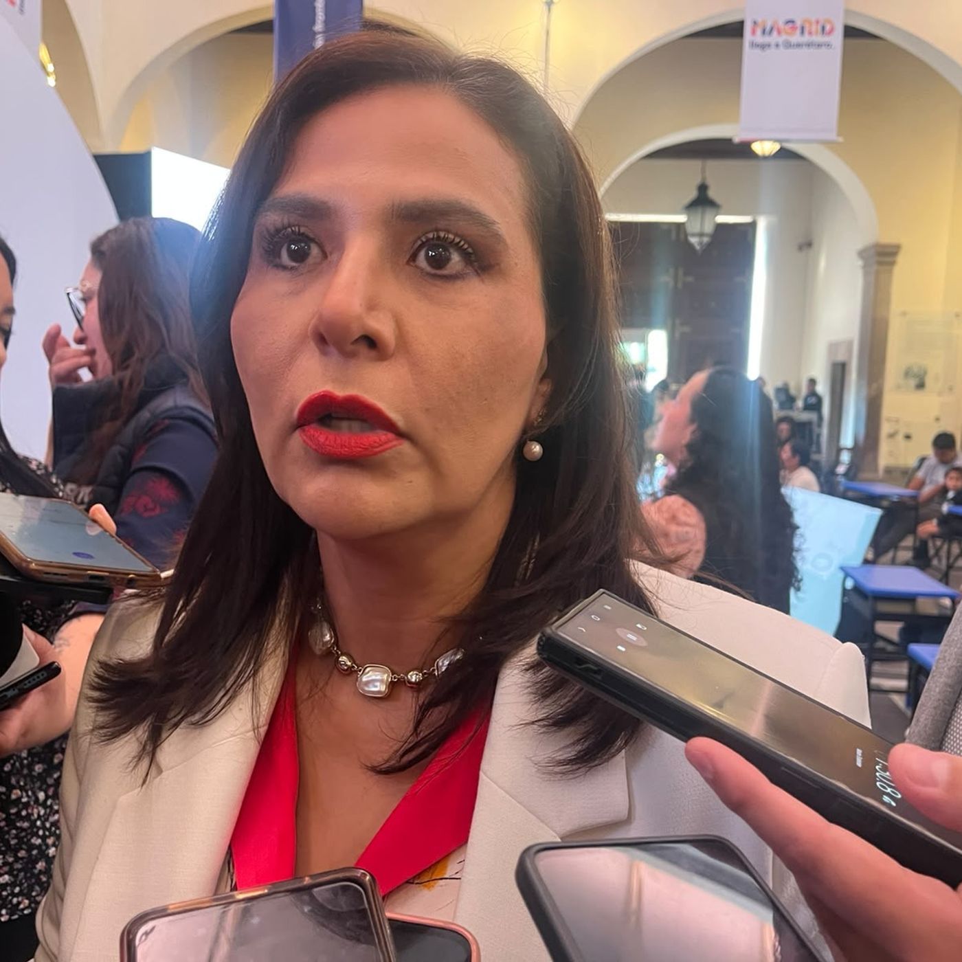 Revisarán físicamente escuela con denominación militar en Querétaro: Educación episode artwork