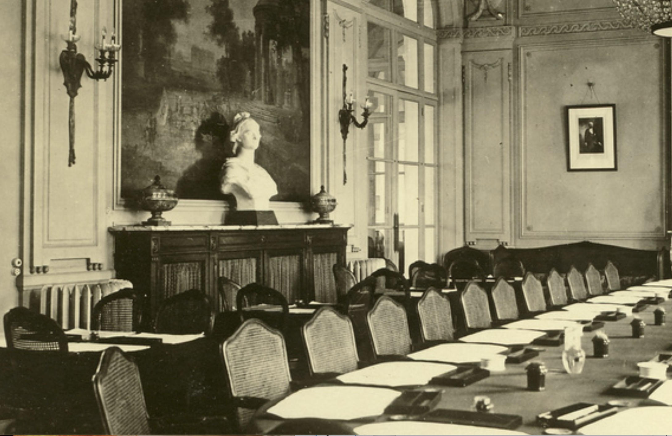 Londinium Chronicles — Multi-Part, Part Three: Gaius (John Batchelor) and Germanicus (Michael Vlahos) close with the death of diplomacy as a geopolitical tool. Gaius provides a detailed historical account of the Japanese surrender in 1945, noting that eve