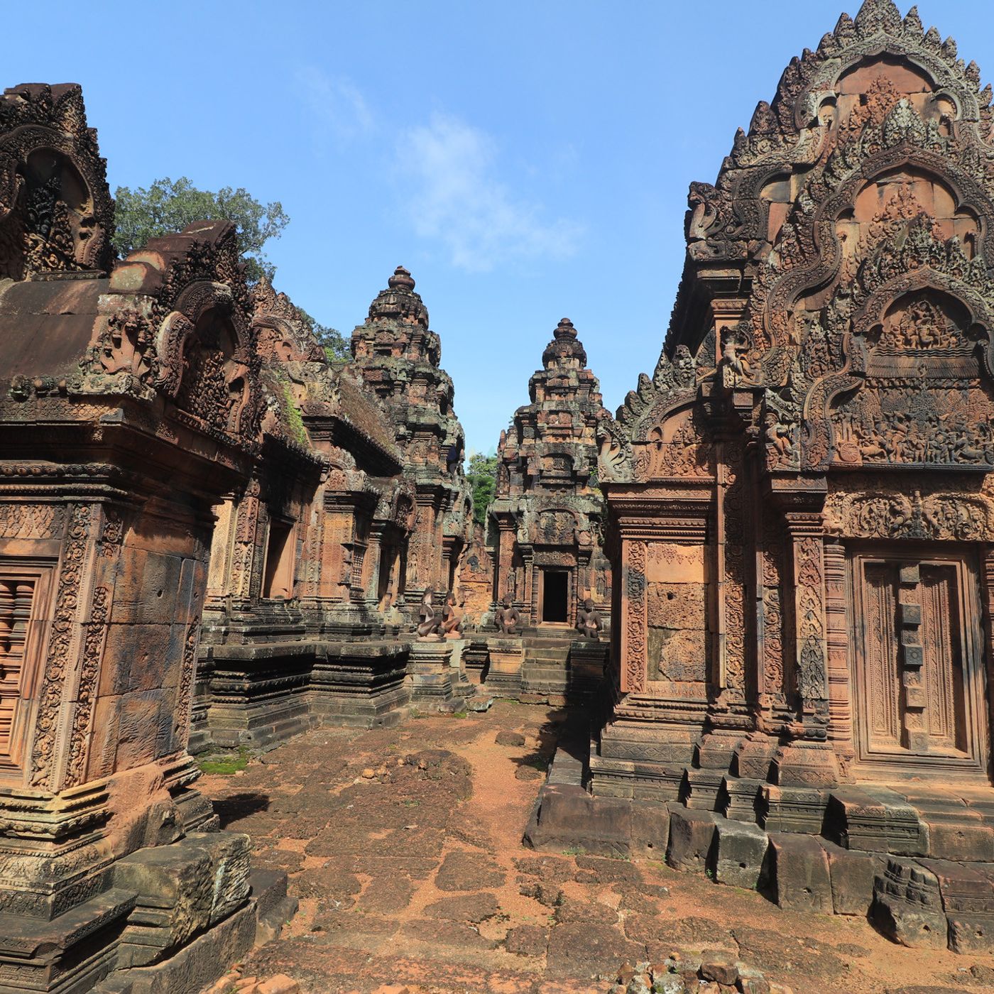 S1 Ep3: The Rise of the Khmer Empire (Part Two): Building Angkor Wat episode artwork