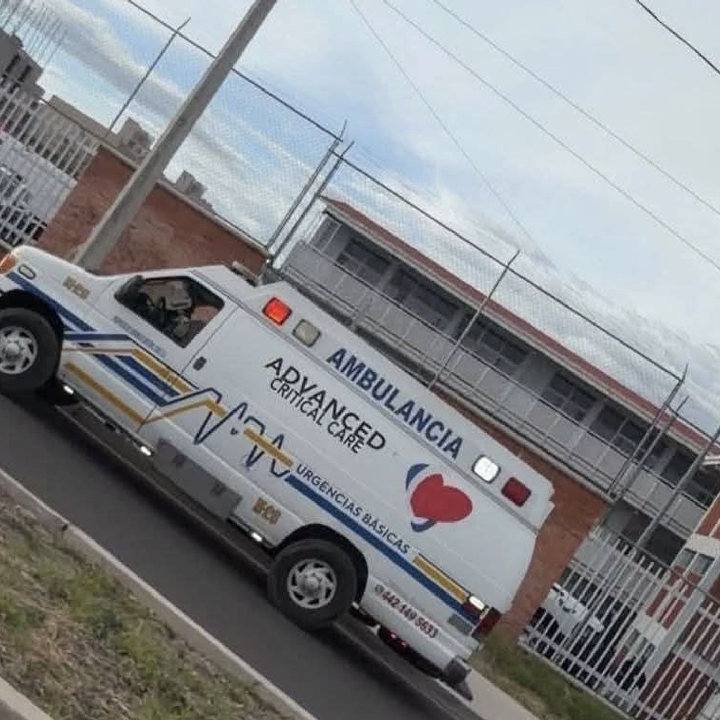 Mañana es la audiencia del alumno que hirió a 4 personas en la Secundaria Esperanza Cabrera episode artwork