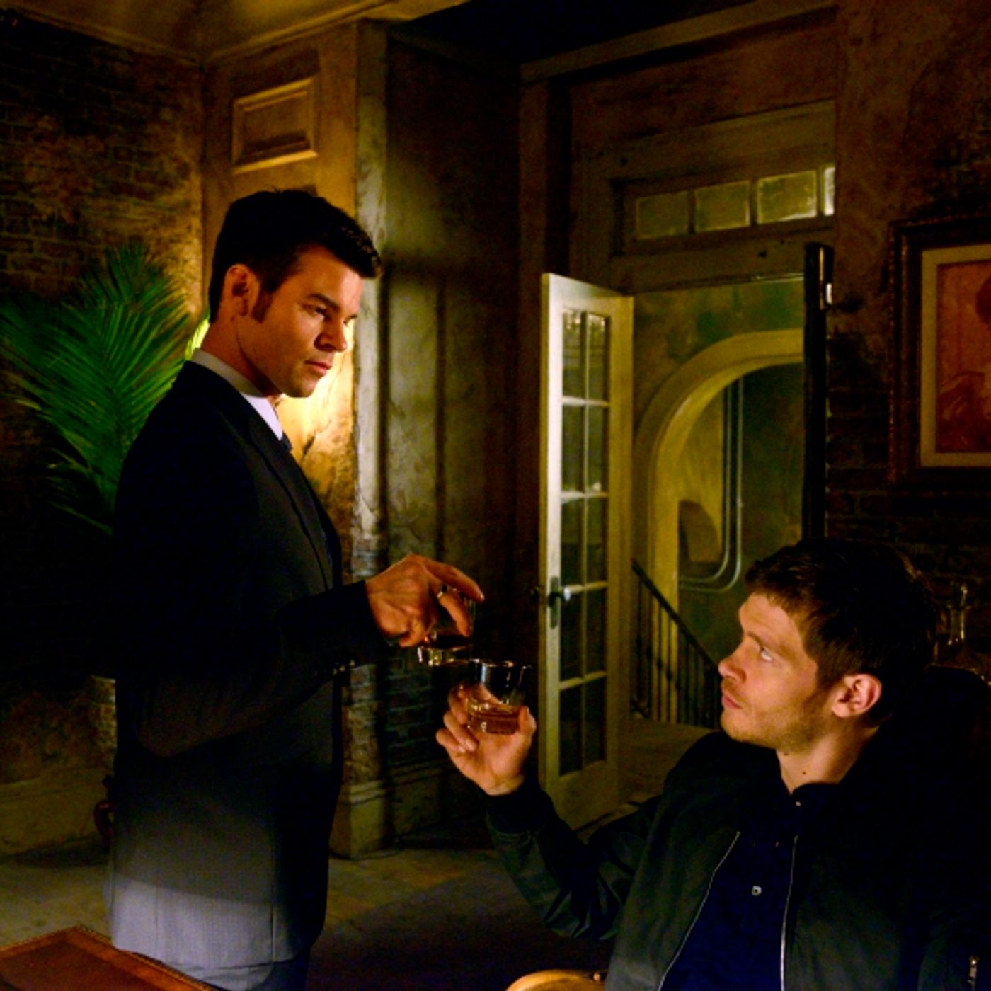 S1E9 - The Originals "An Unblinking Death" / Review episode artwork