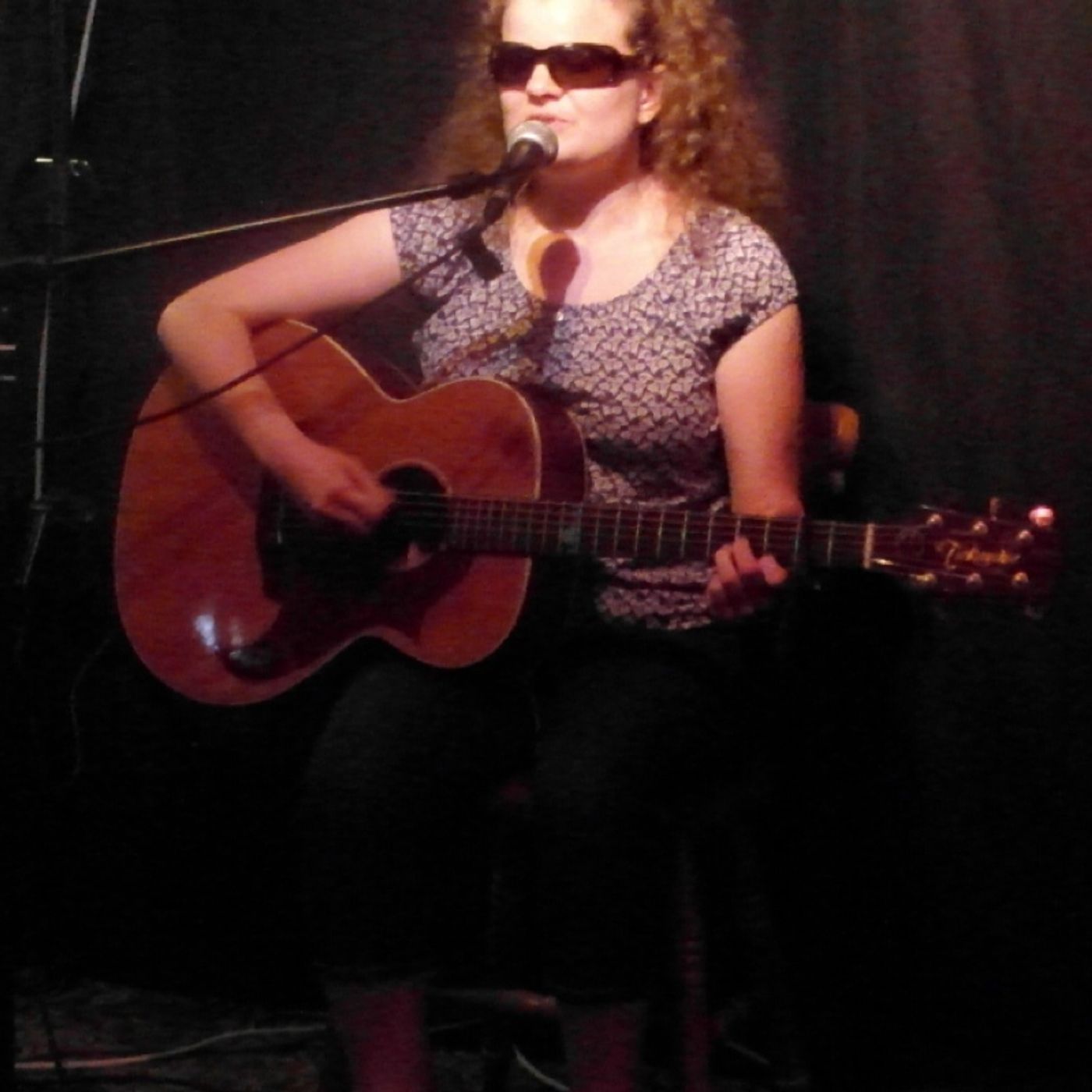 I perform three of my own songs at Aortas Open Mic @FionaDunnSings episode artwork