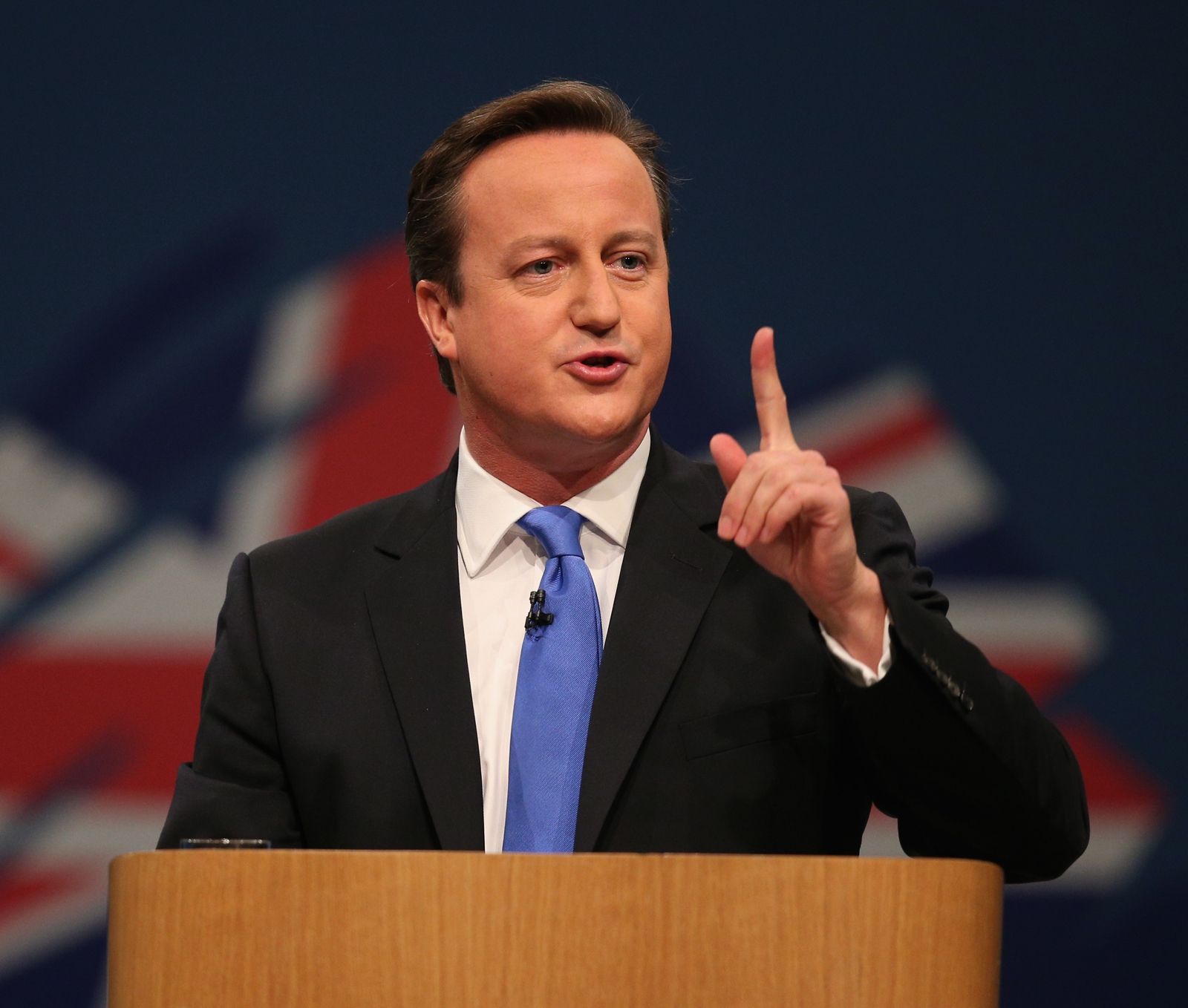 Премьер министр великобритании партия. Дэвид Кэмерон. Министр Дэвид Кэмерон. Дэвид Кэмерон 2010.